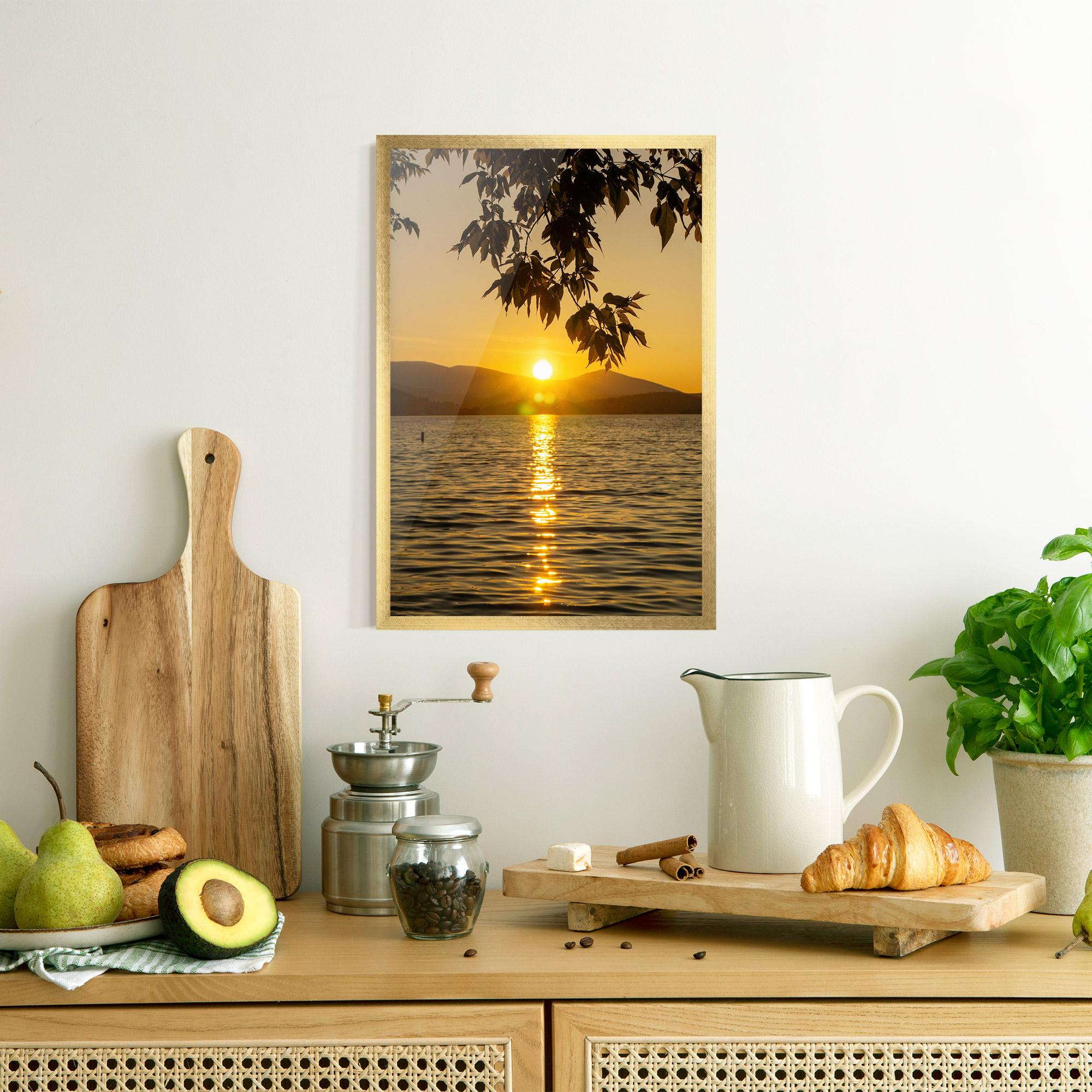 Gerahmte Poster Yellow Sunrise mockup 8