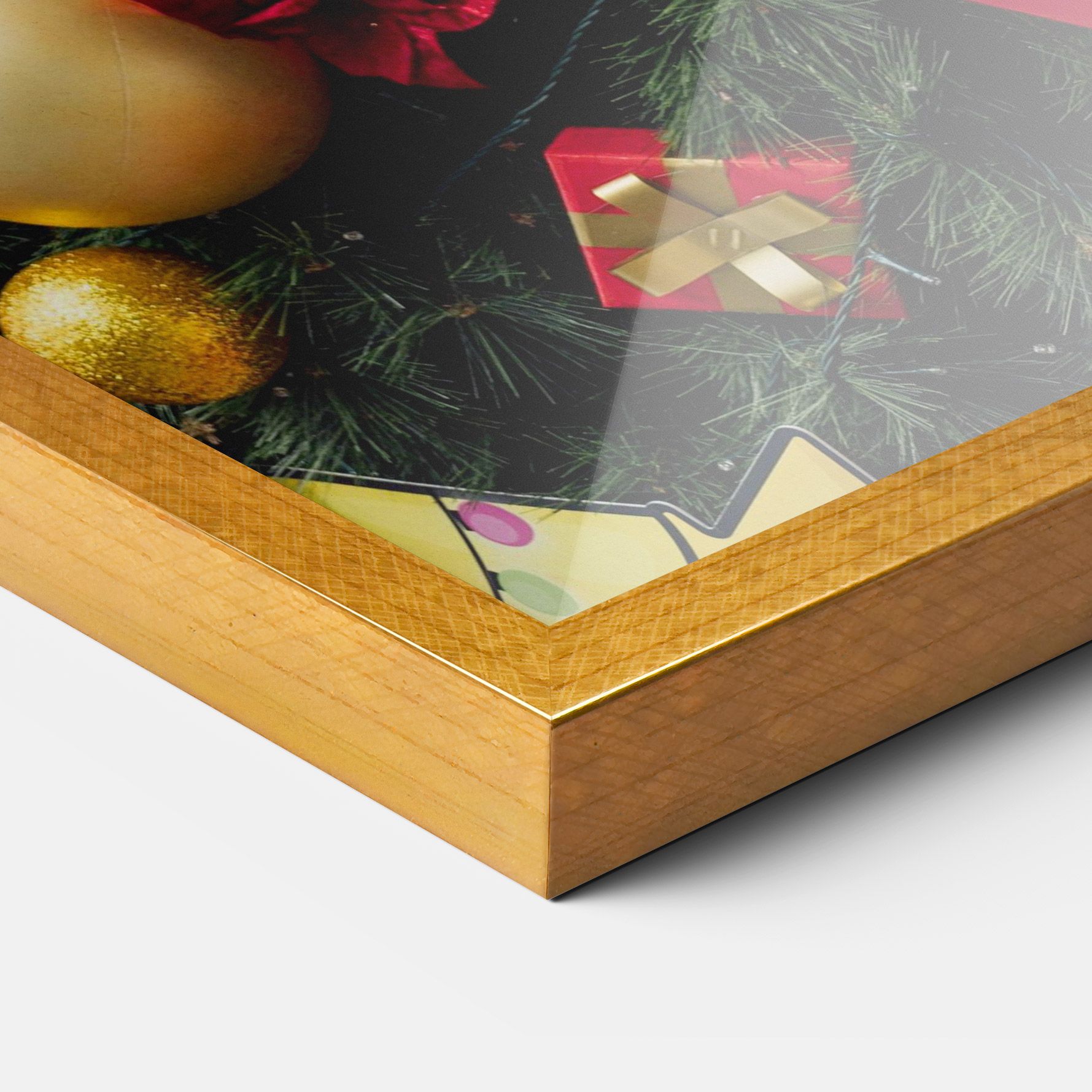 Pretty Red Gifts mockup 3