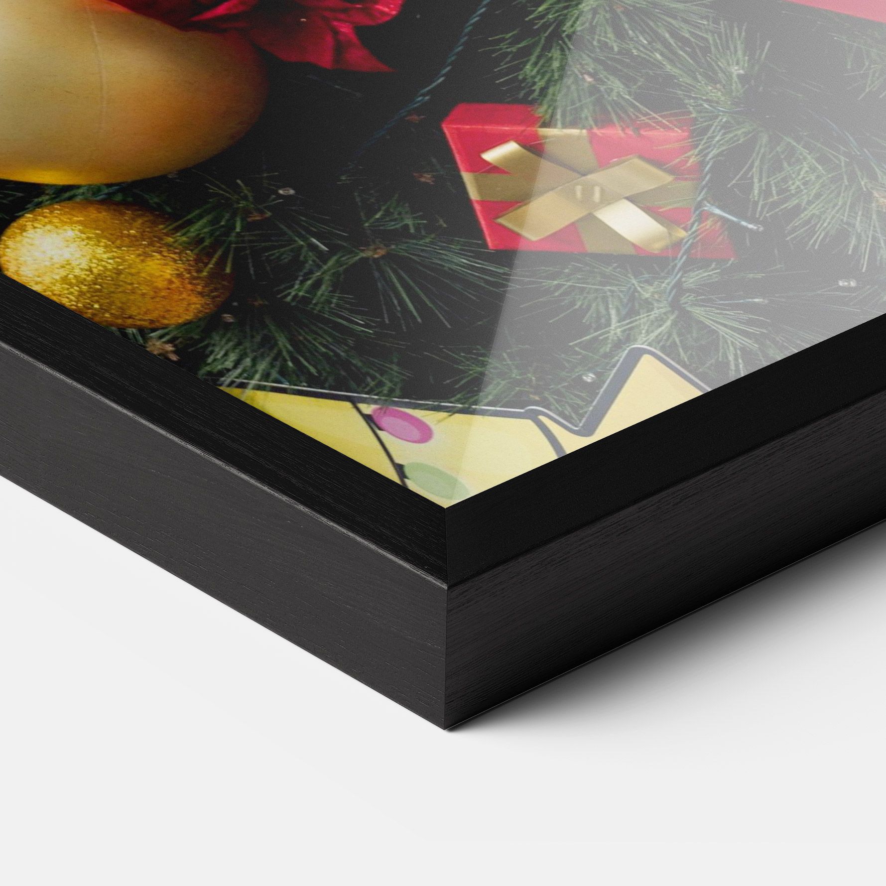 Pretty Red Gifts mockup 3