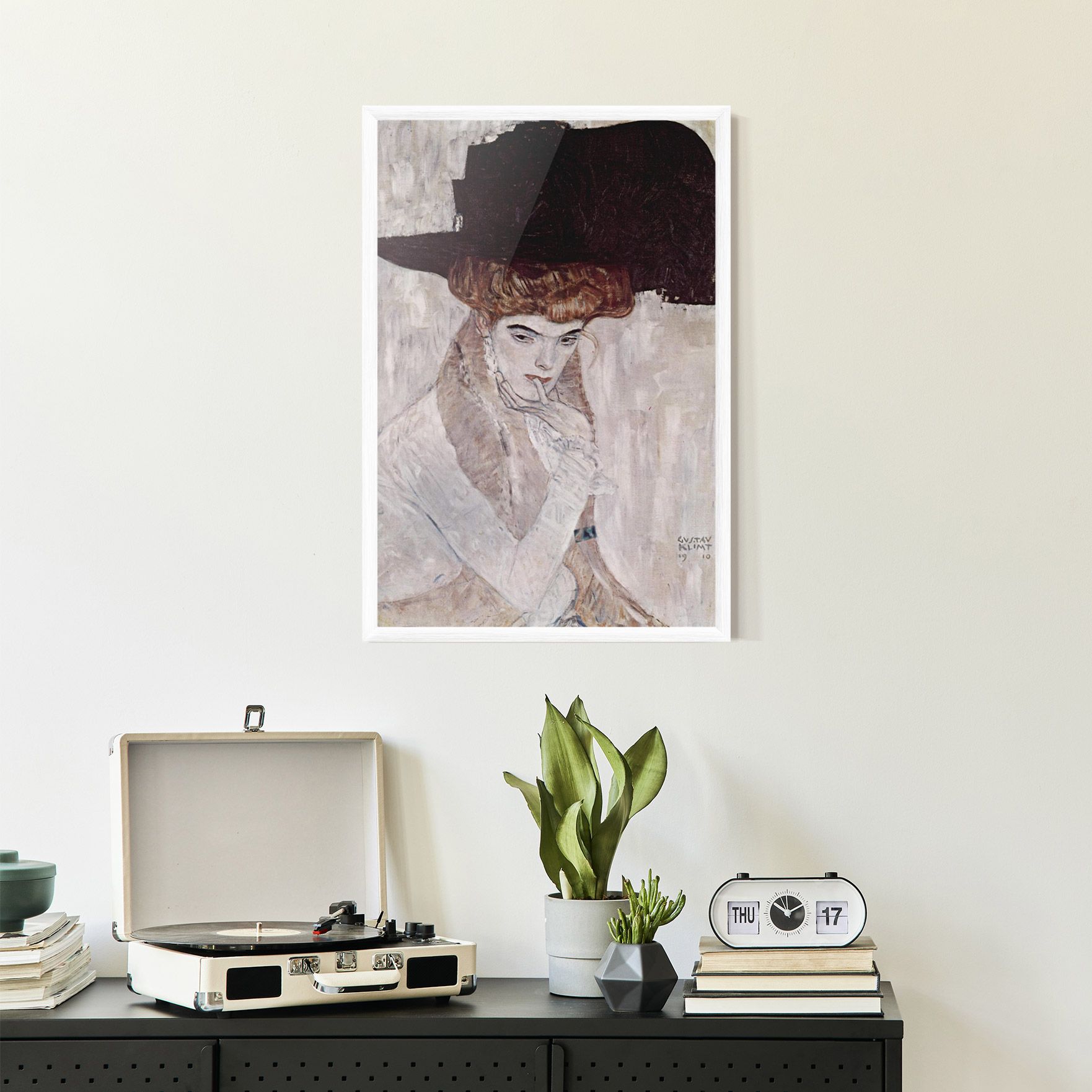 Klimt Woman mockup 2