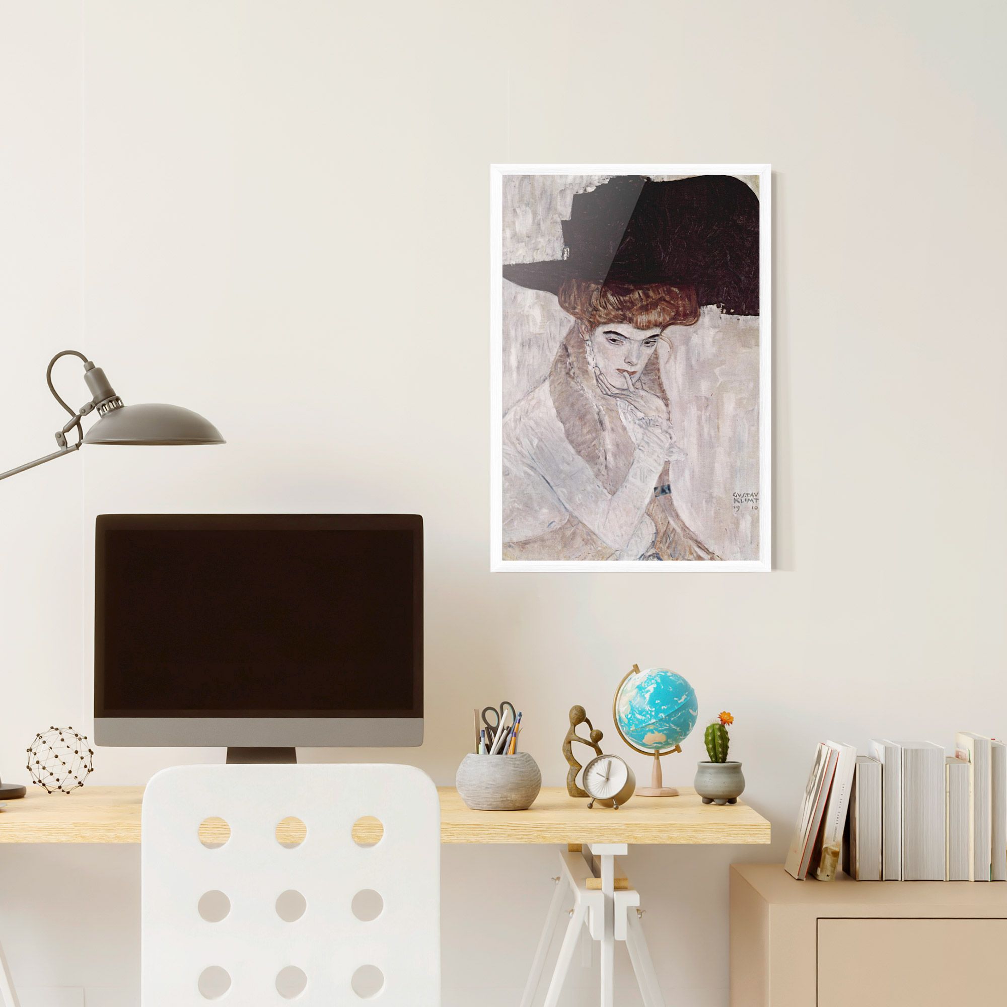 Klimt Woman mockup 6