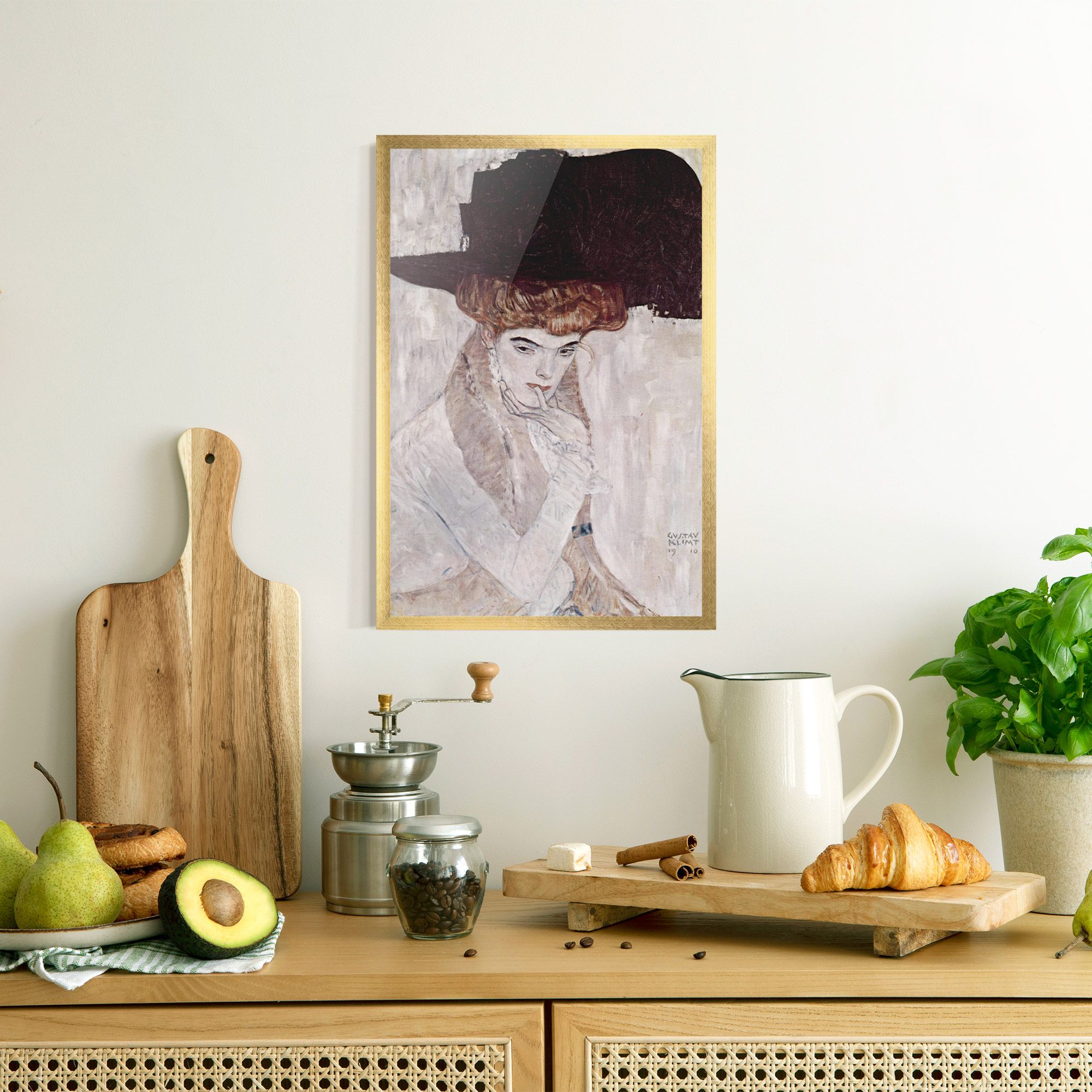 Klimt Woman mockup 8