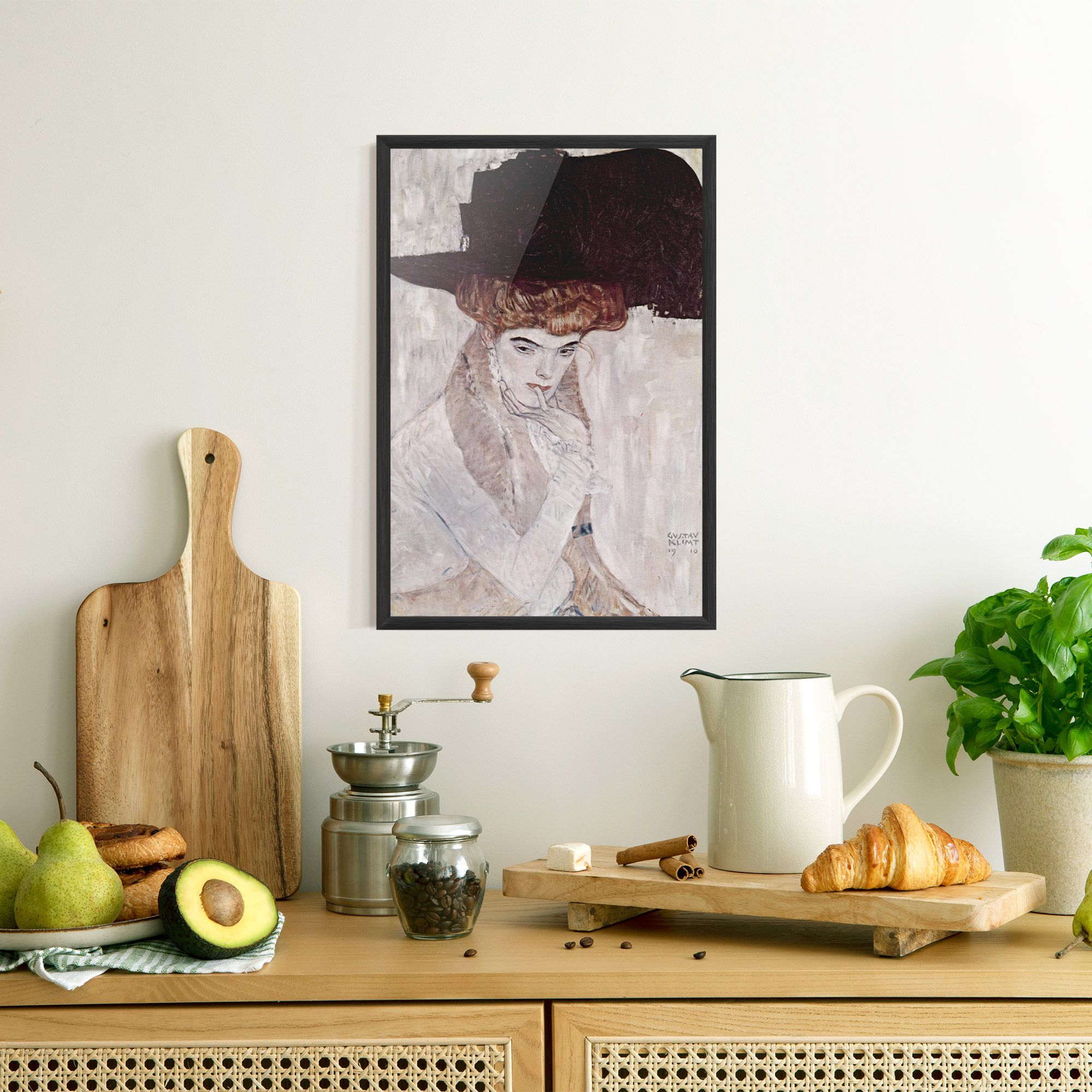 Klimt Woman mockup 8