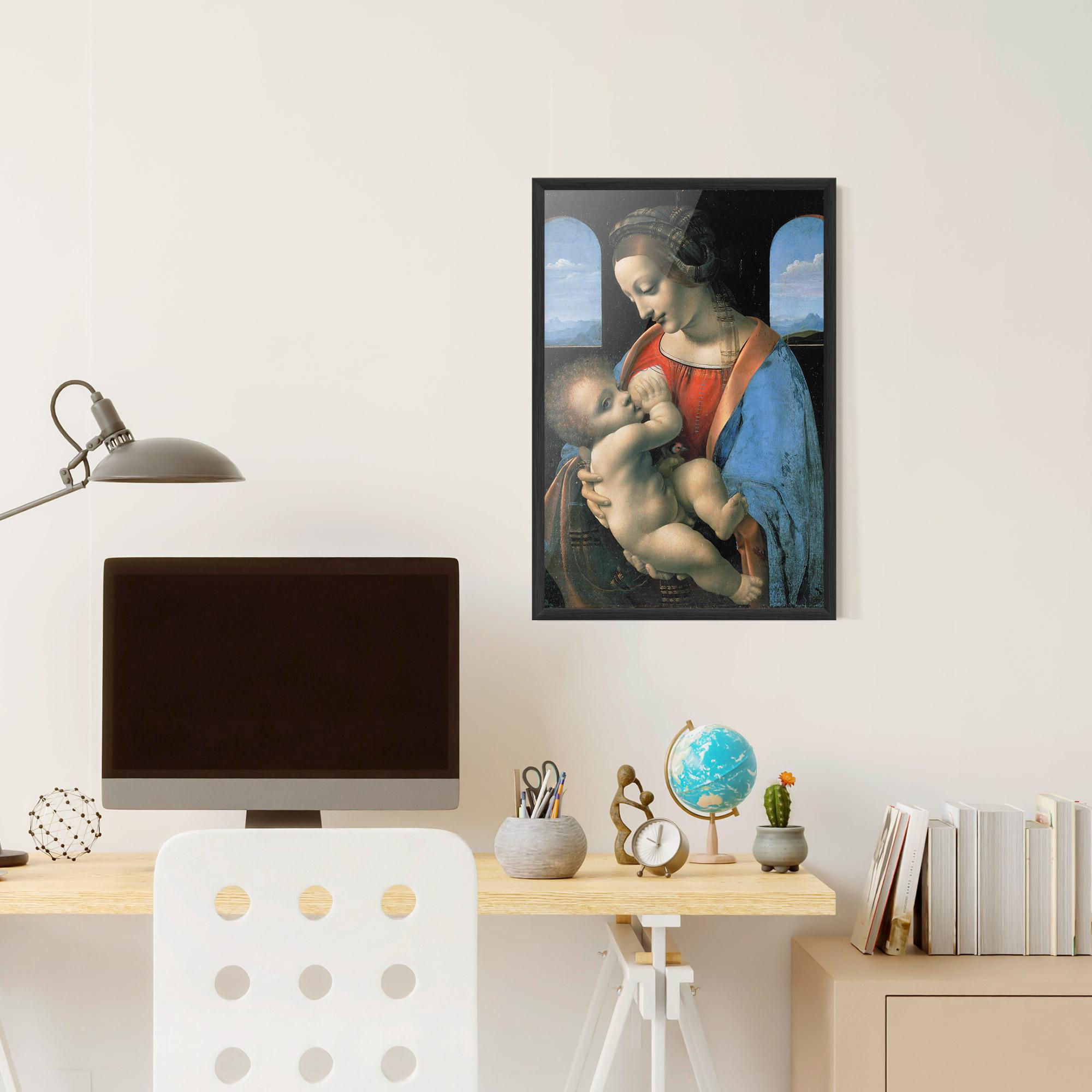 Gerahmte Poster Leonardo Da Vinci Attributed Madonna Litta mockup 6