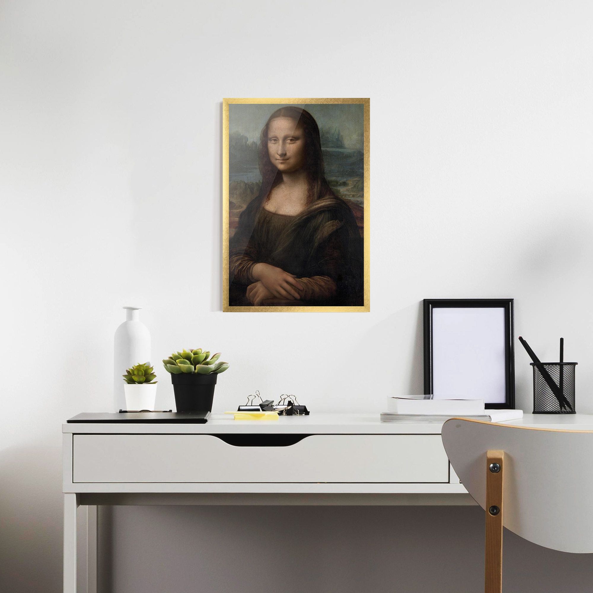 Mona Lisa By Leonardo Da Vinci mockup 7