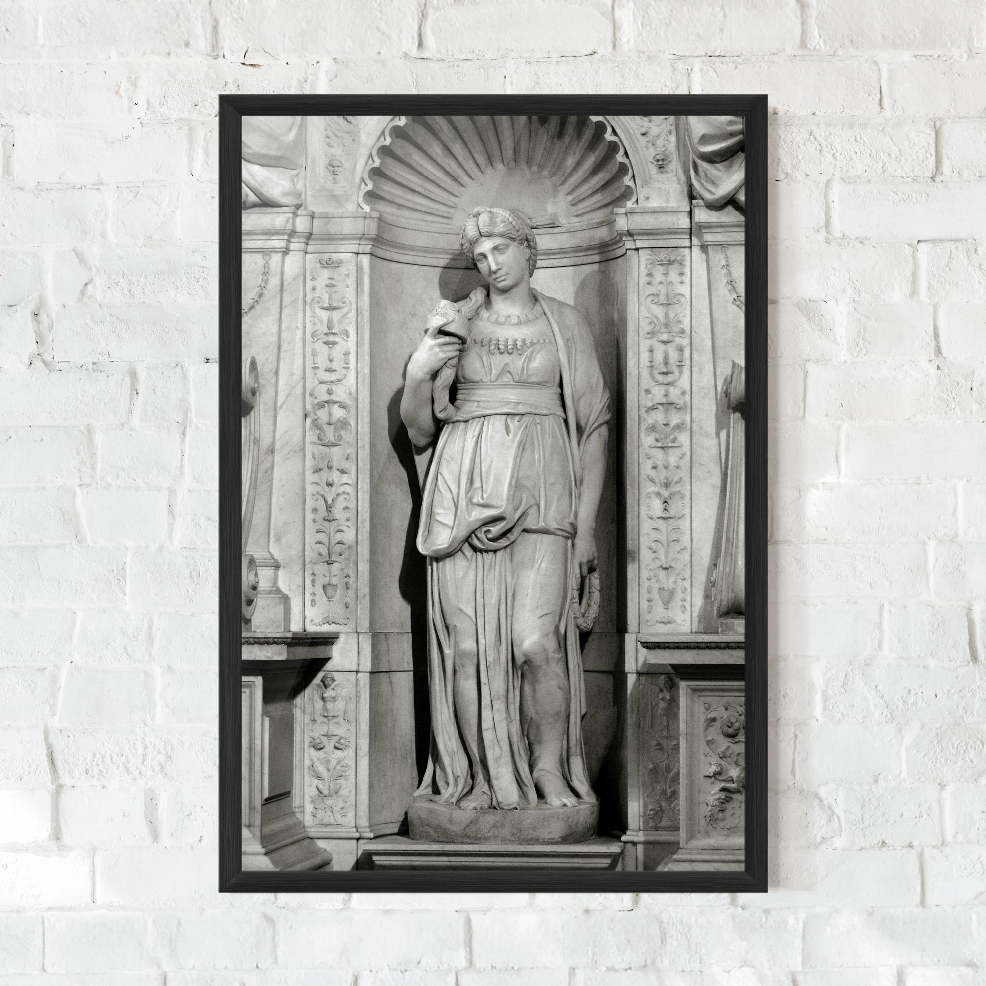 Gerahmte Poster Leah mockup 0