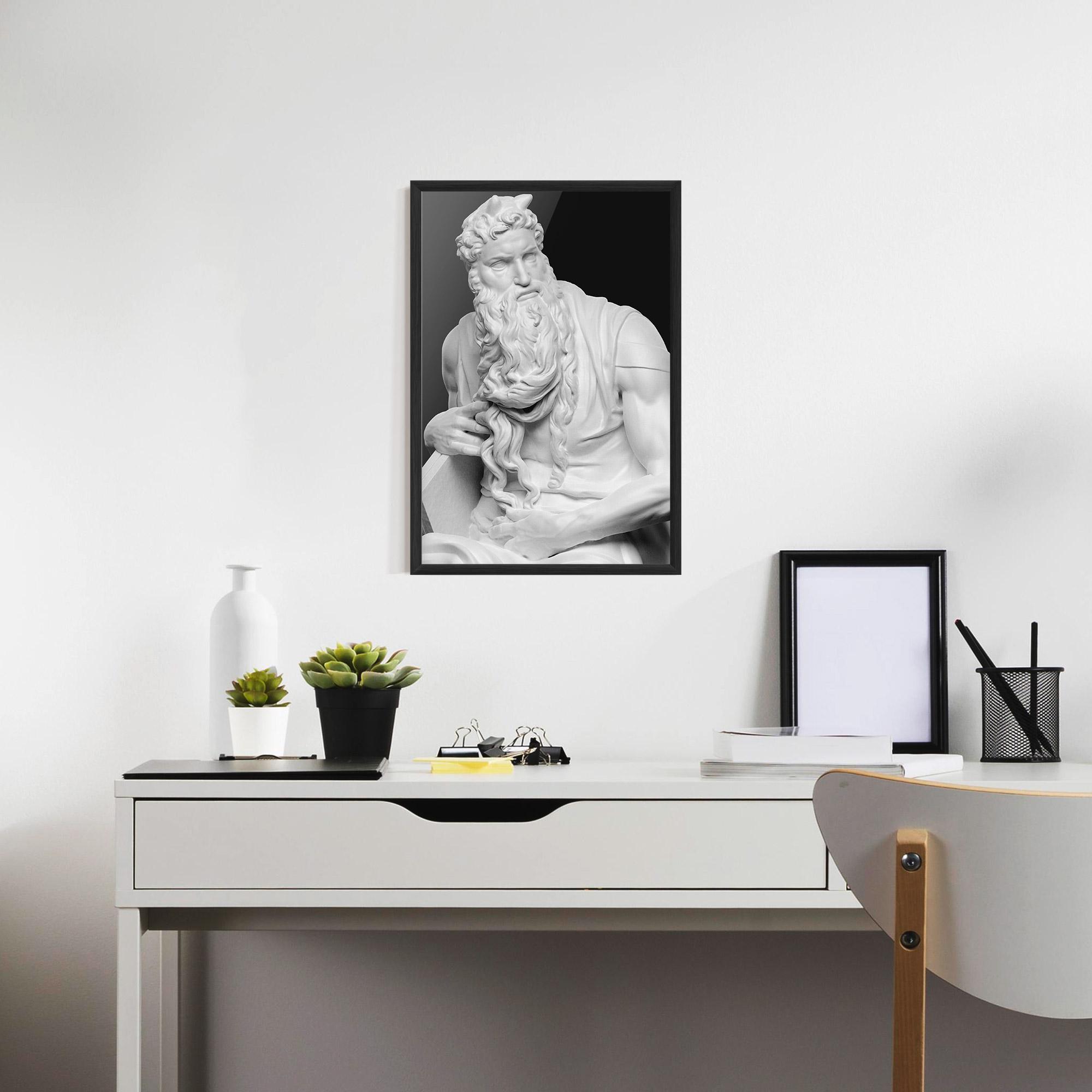 Gerahmte Poster Moses Statue mockup 7