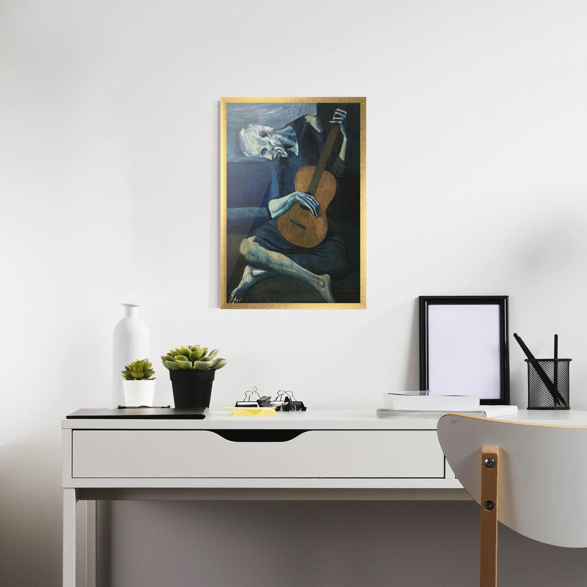 Old Guitarist mockup 7