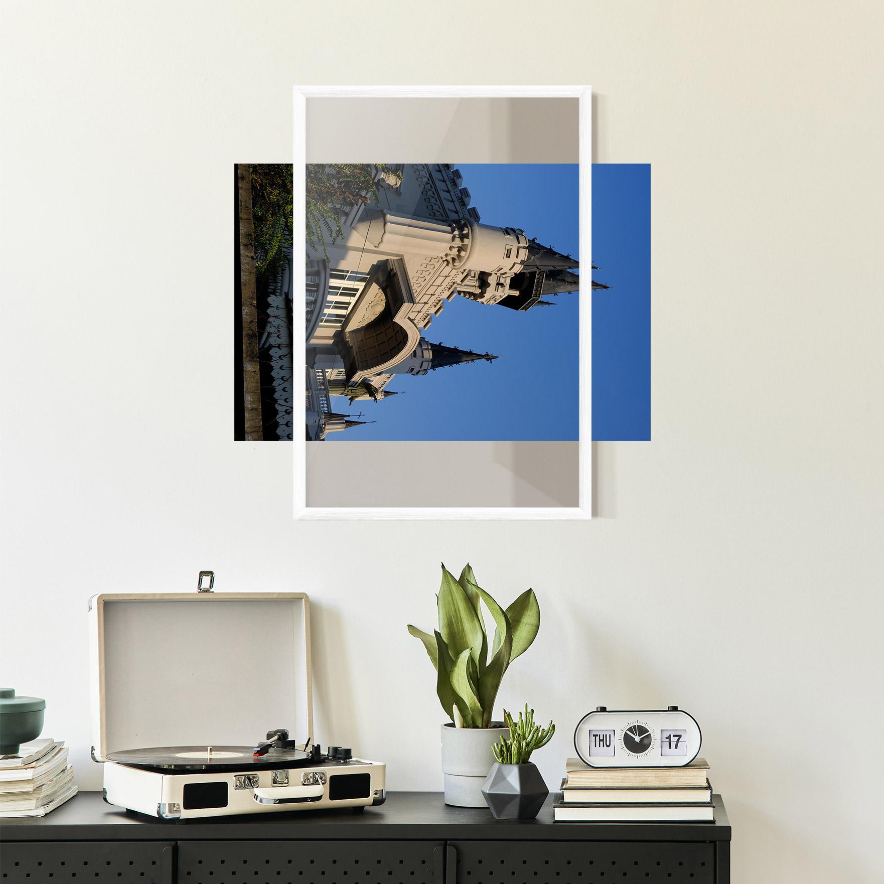 Gerahmte Poster Castle Blue mockup 2