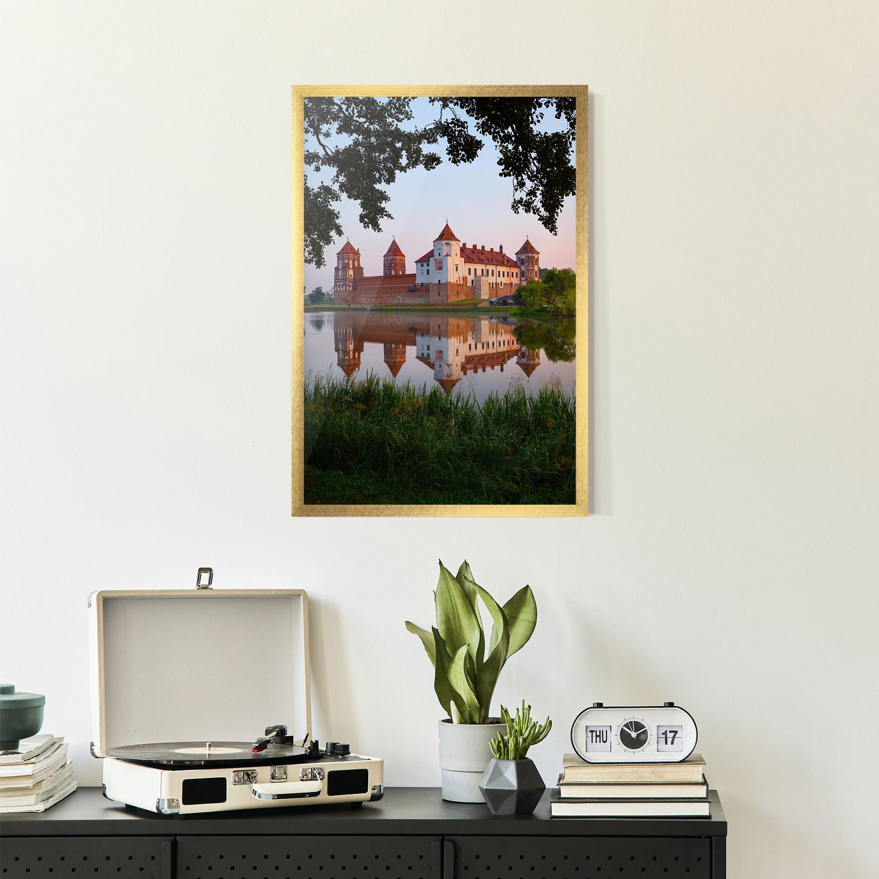 Gerahmte Poster Ancient Castle Morning mockup 2