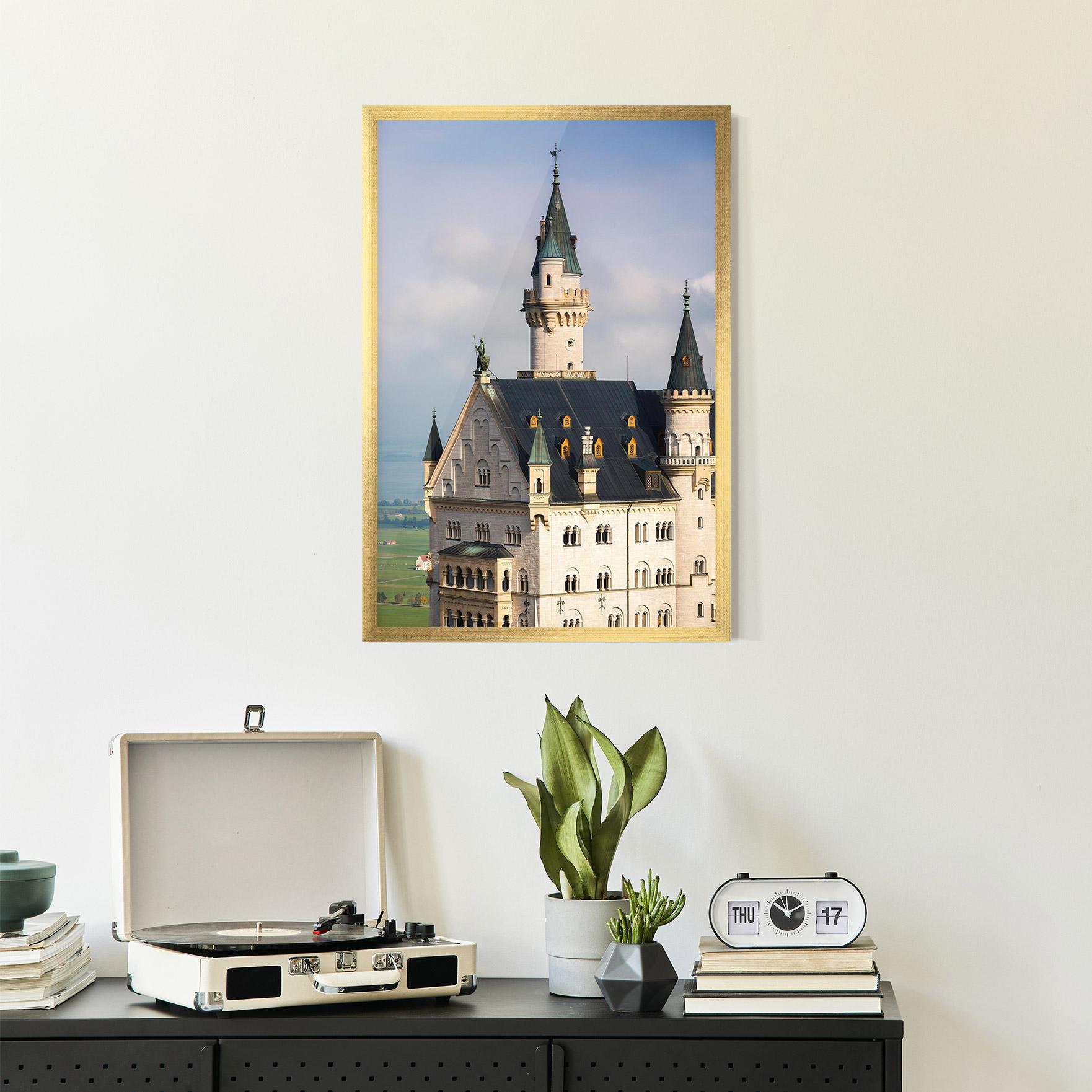 Gerahmte Poster Neuschwanstein Castle View mockup 2