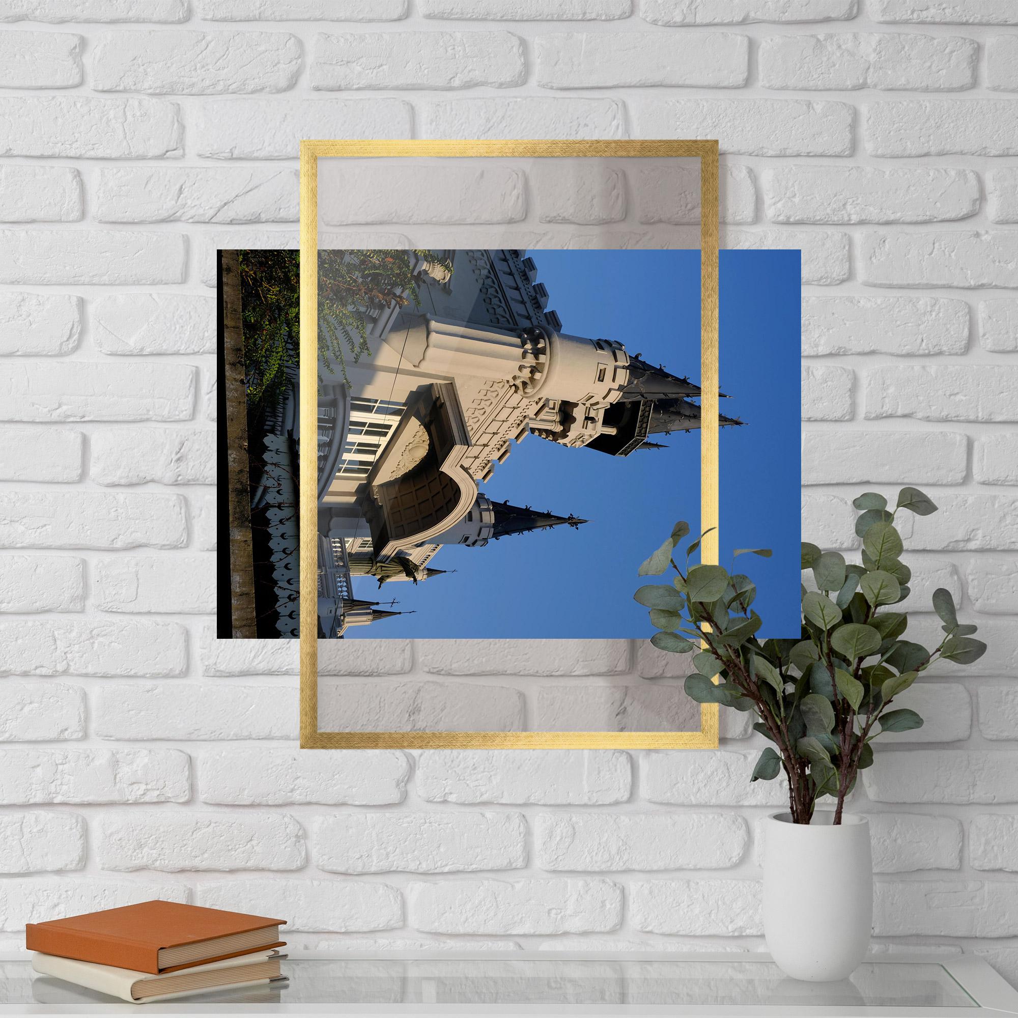 Gerahmte Poster Castle Blue mockup 5