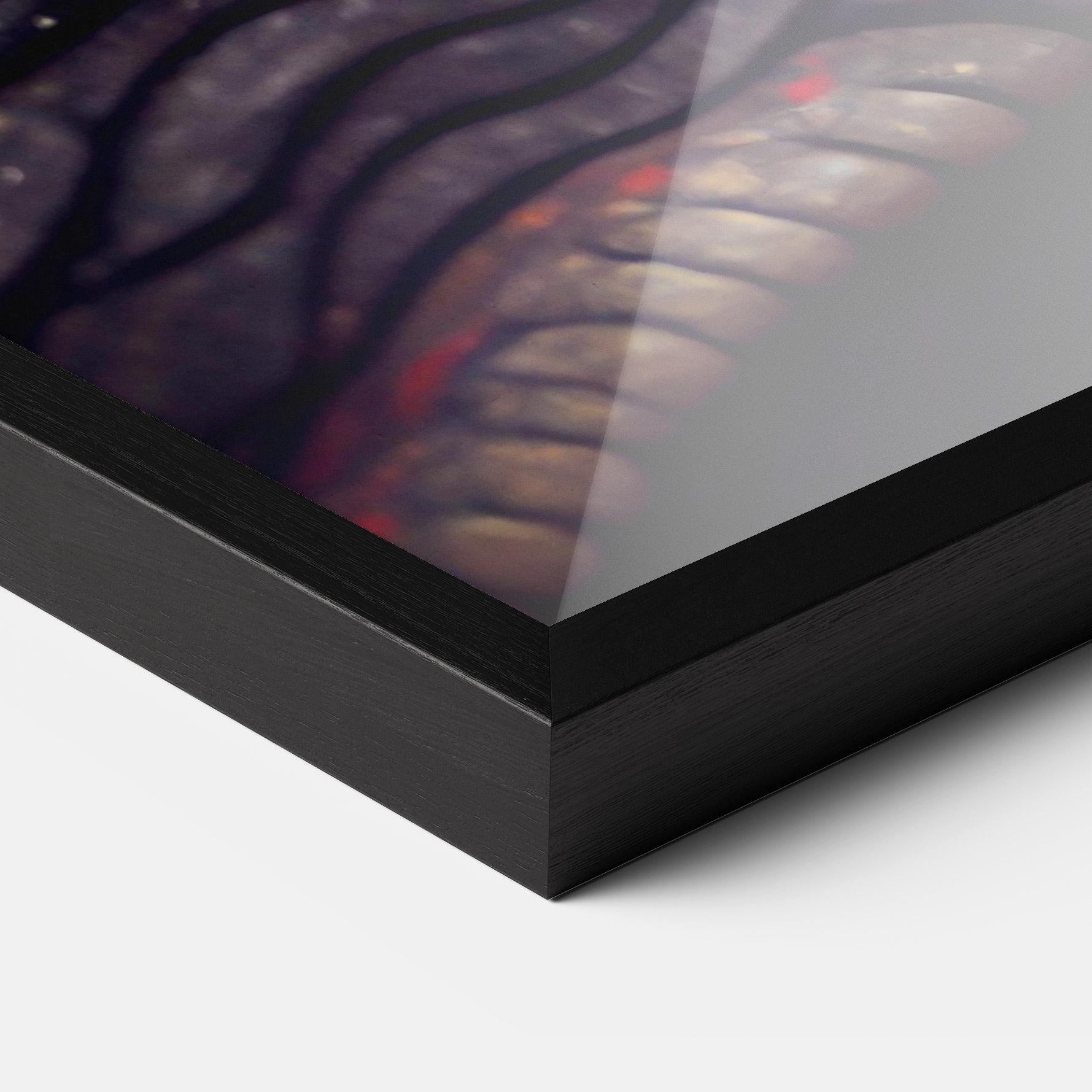 Gerahmte Poster Close Up Red Eye Dragon mockup 3