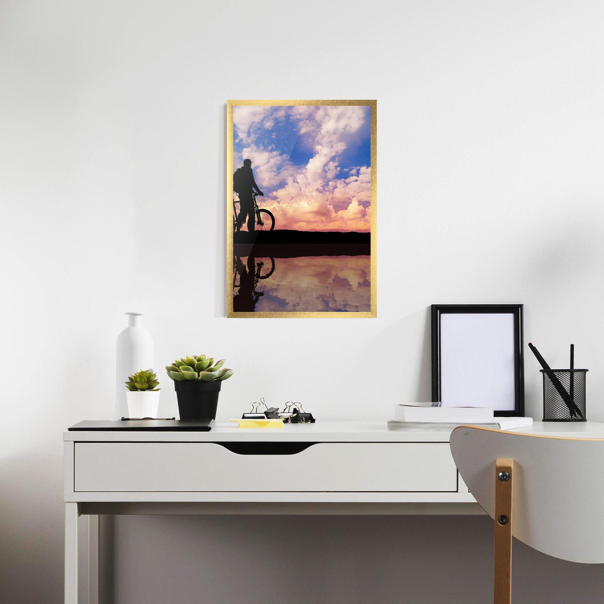 Gerahmte Poster Bike Sunset mockup 7