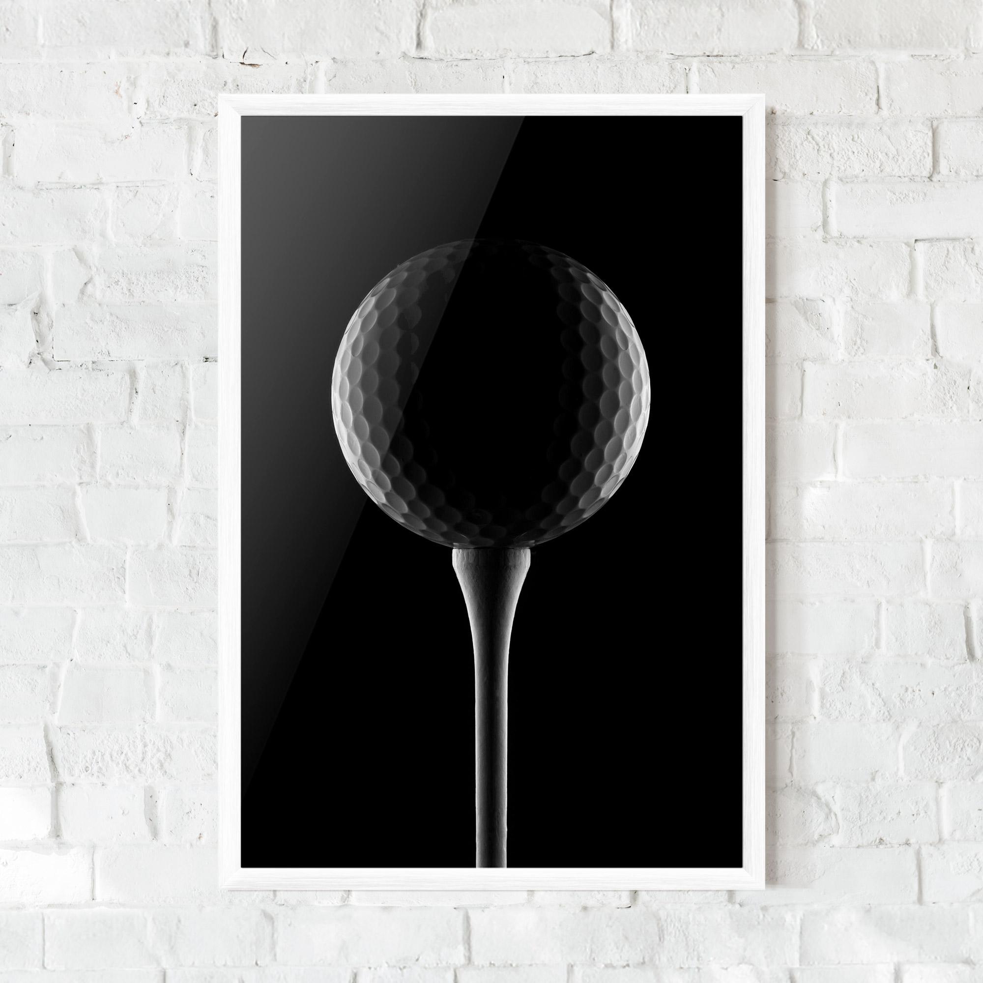 Gerahmte Poster Golf Ball Black mockup 0