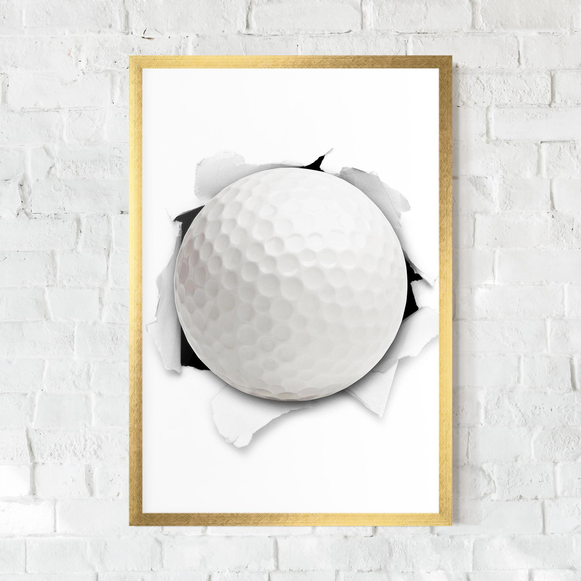 Gerahmte Poster Golf Ball Bursting Hole mockup 0