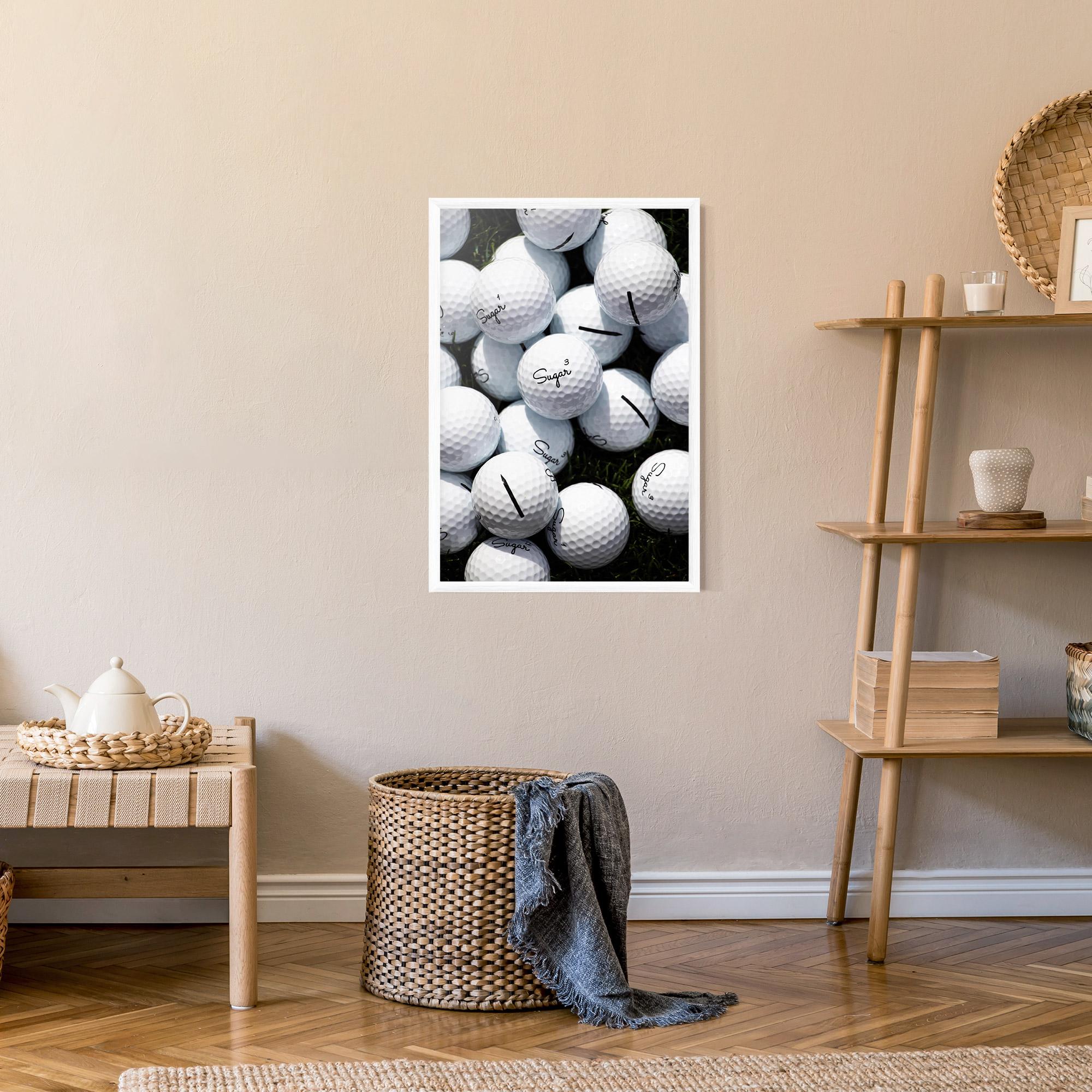 Gerahmte Poster White Sugar Golf Balls mockup 9