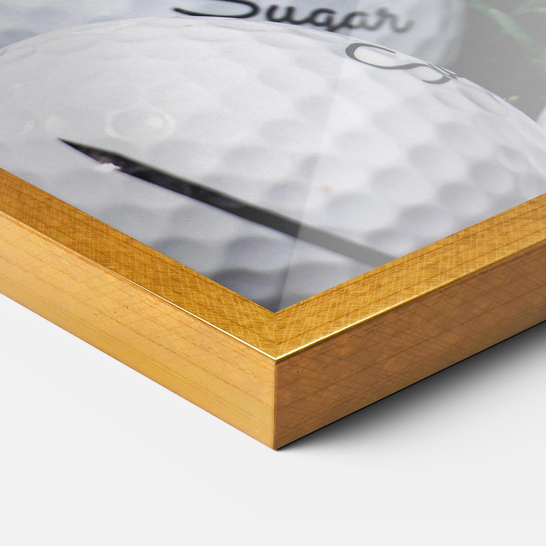 Gerahmte Poster Sugar Golf Balls mockup 3