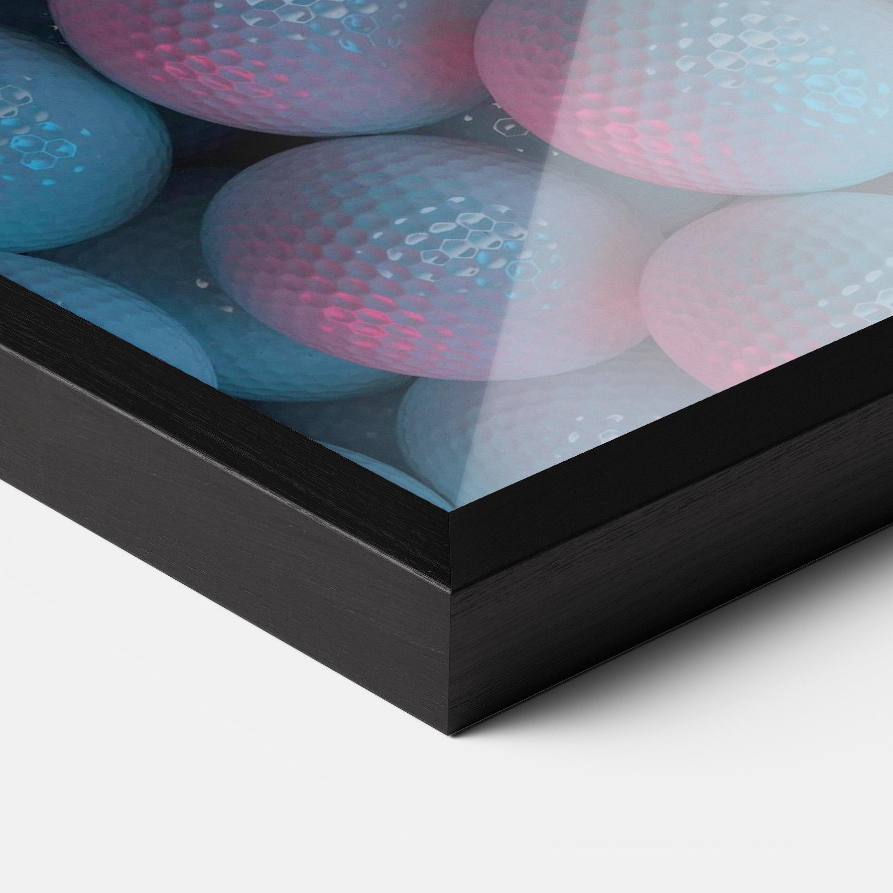 Gerahmte Poster Blue Light Golf Ball mockup 3