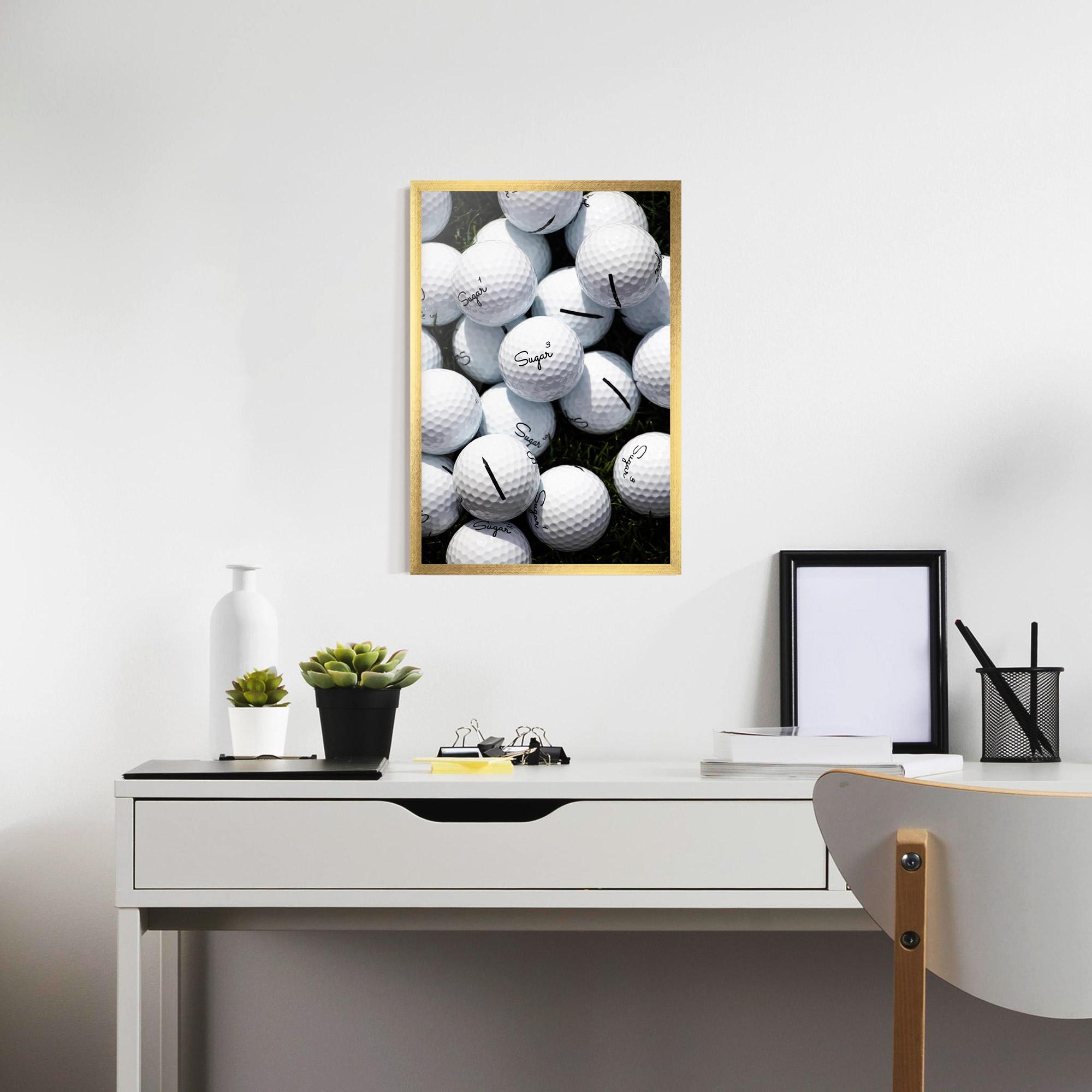 Gerahmte Poster White Sugar Golf Balls mockup 7