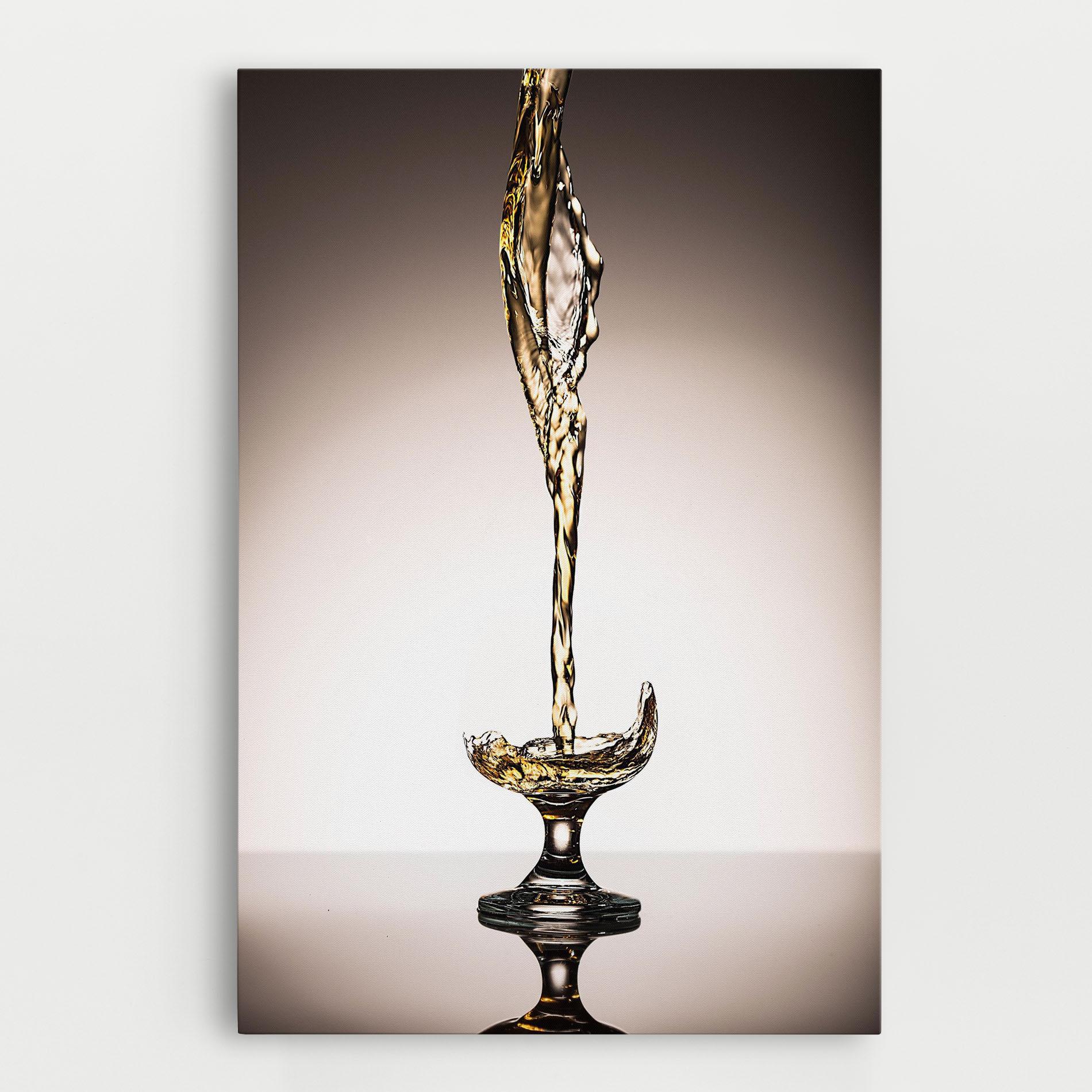 Leinwandbild White Wine Splash mockup 0