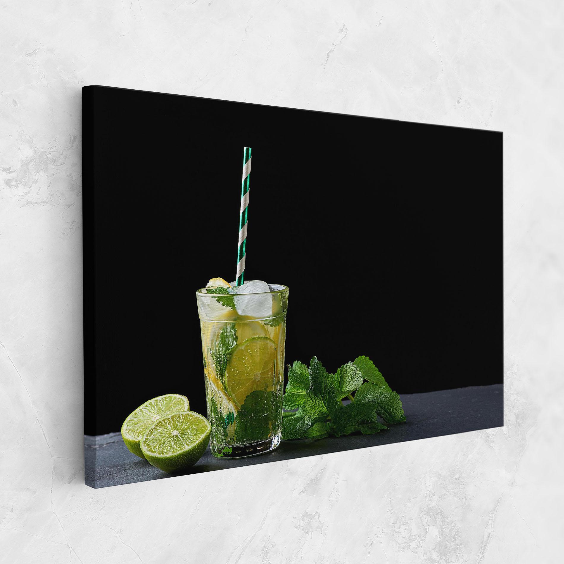 Leinwandbild Refreshing Drink mockup 1