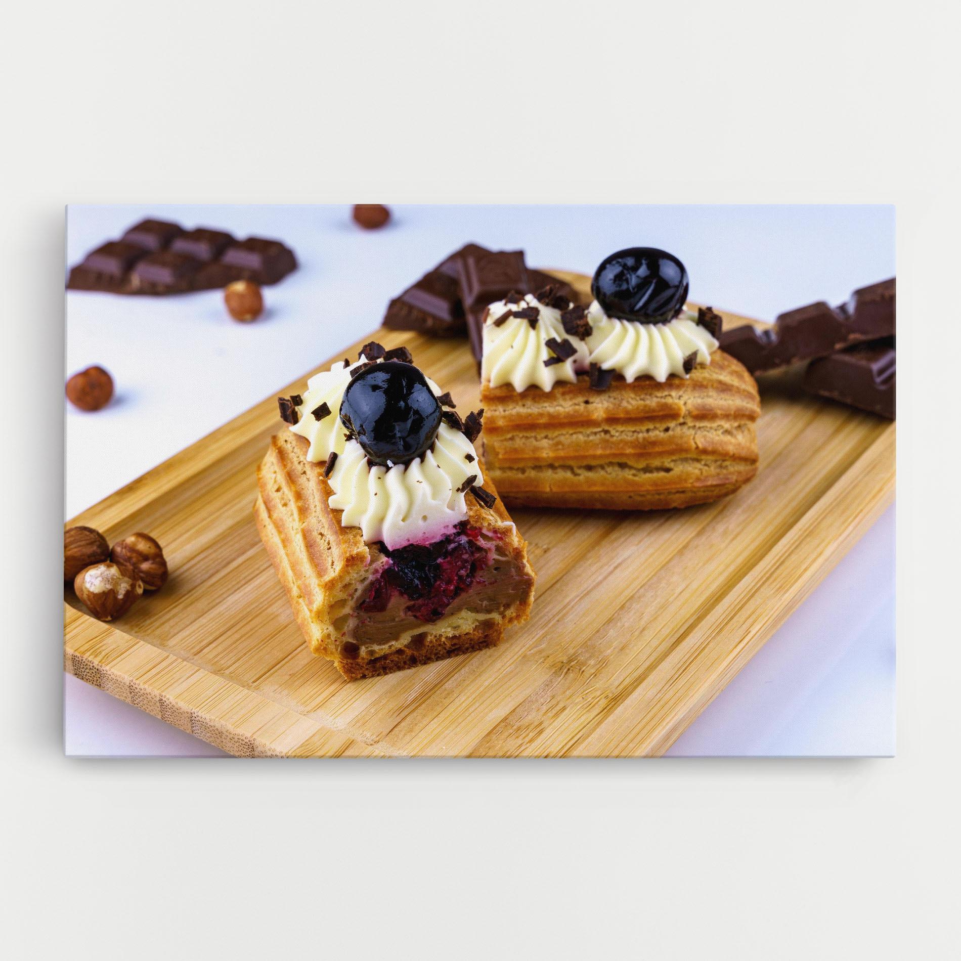 Leinwandbild Blueberry Eclair mockup 0