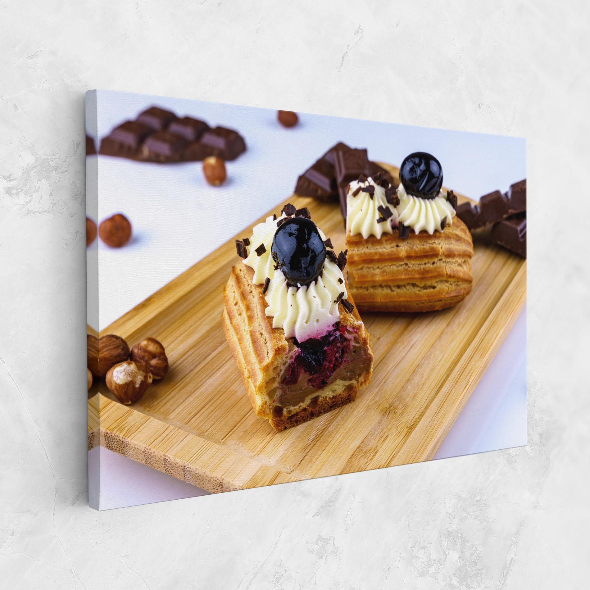 Leinwandbild Blueberry Eclair mockup 1