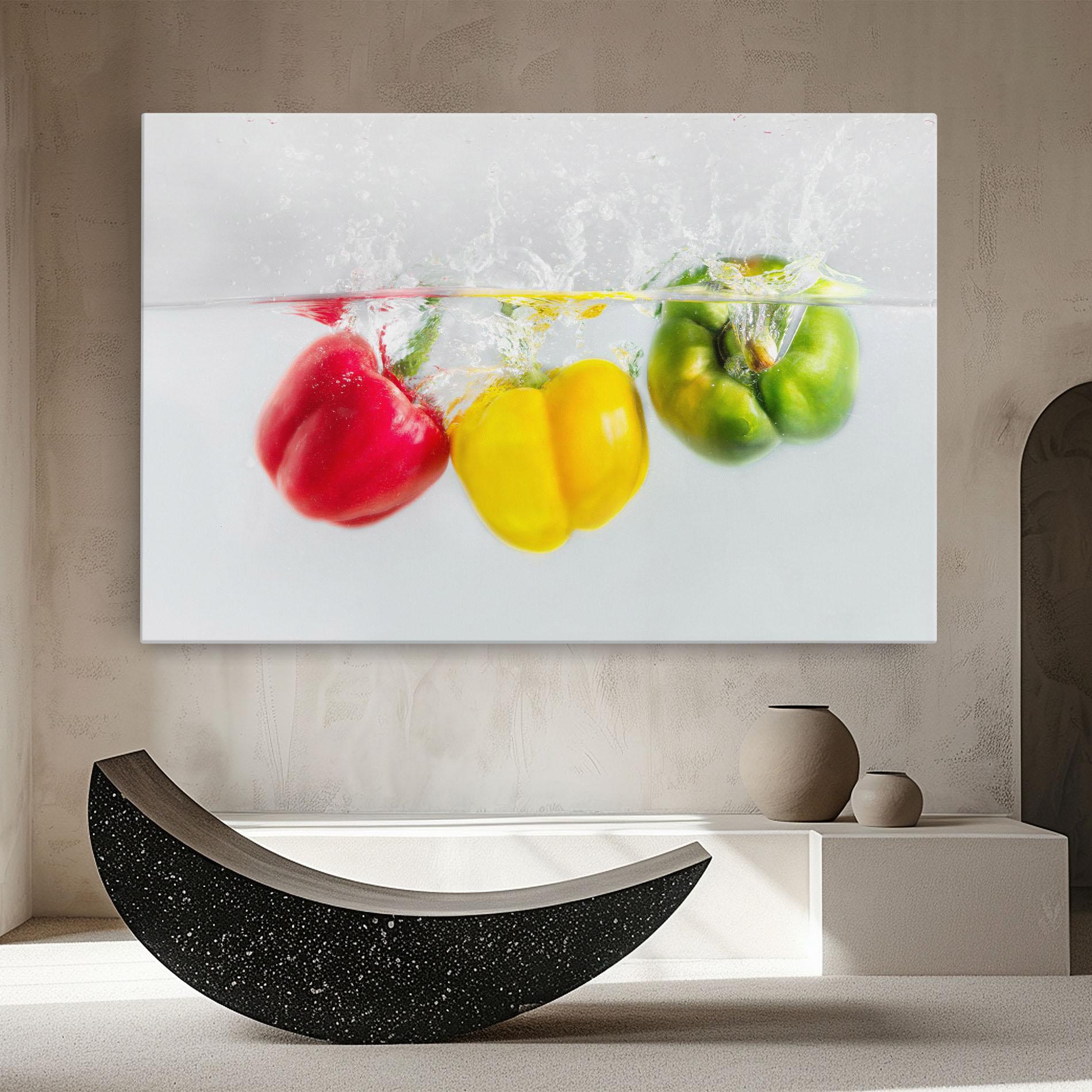 Leinwandbild Bellpepper In Water mockup 8