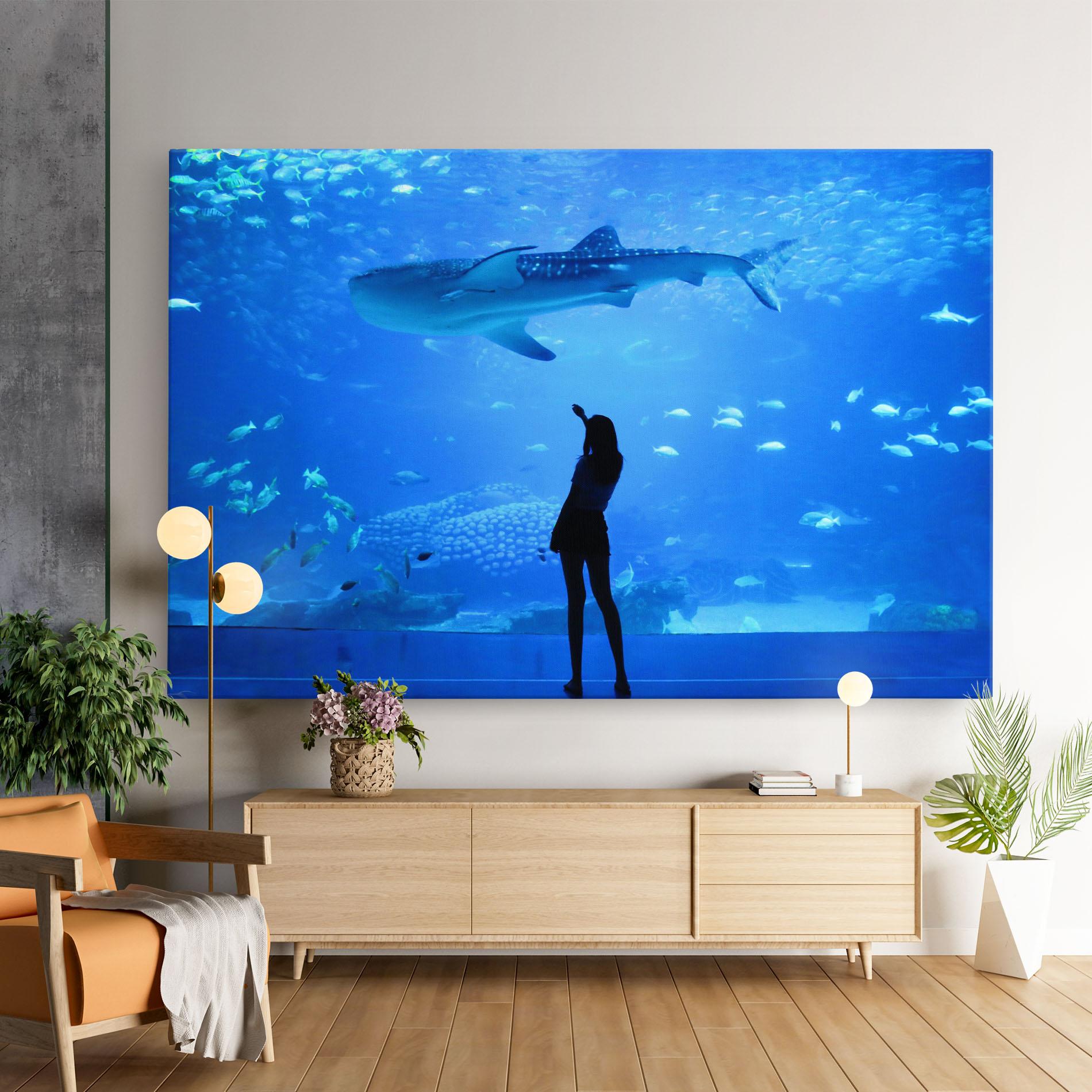 Leinwandbild Aquarium Girl mockup 9