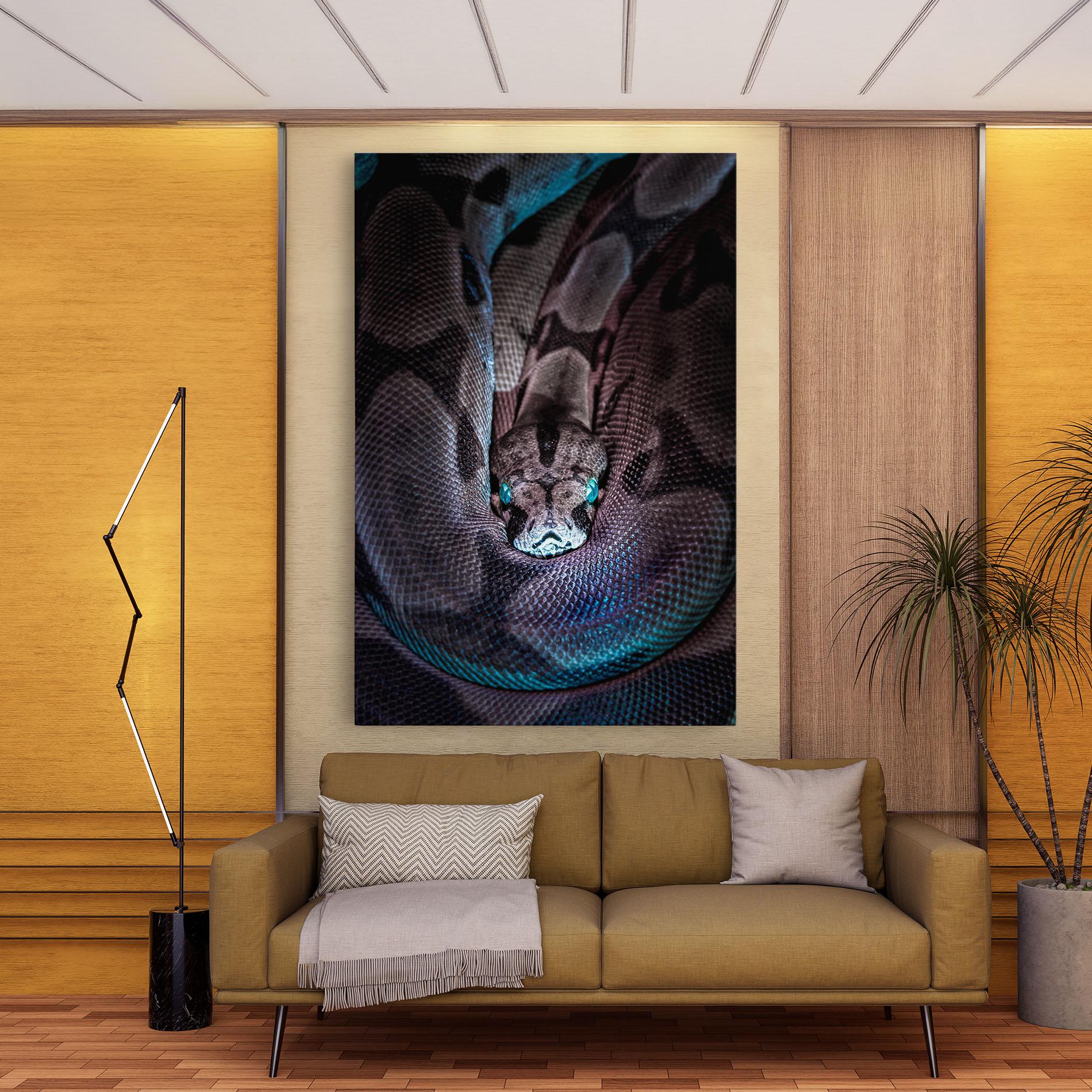 Leinwandbild Vibrant Snake mockup 9