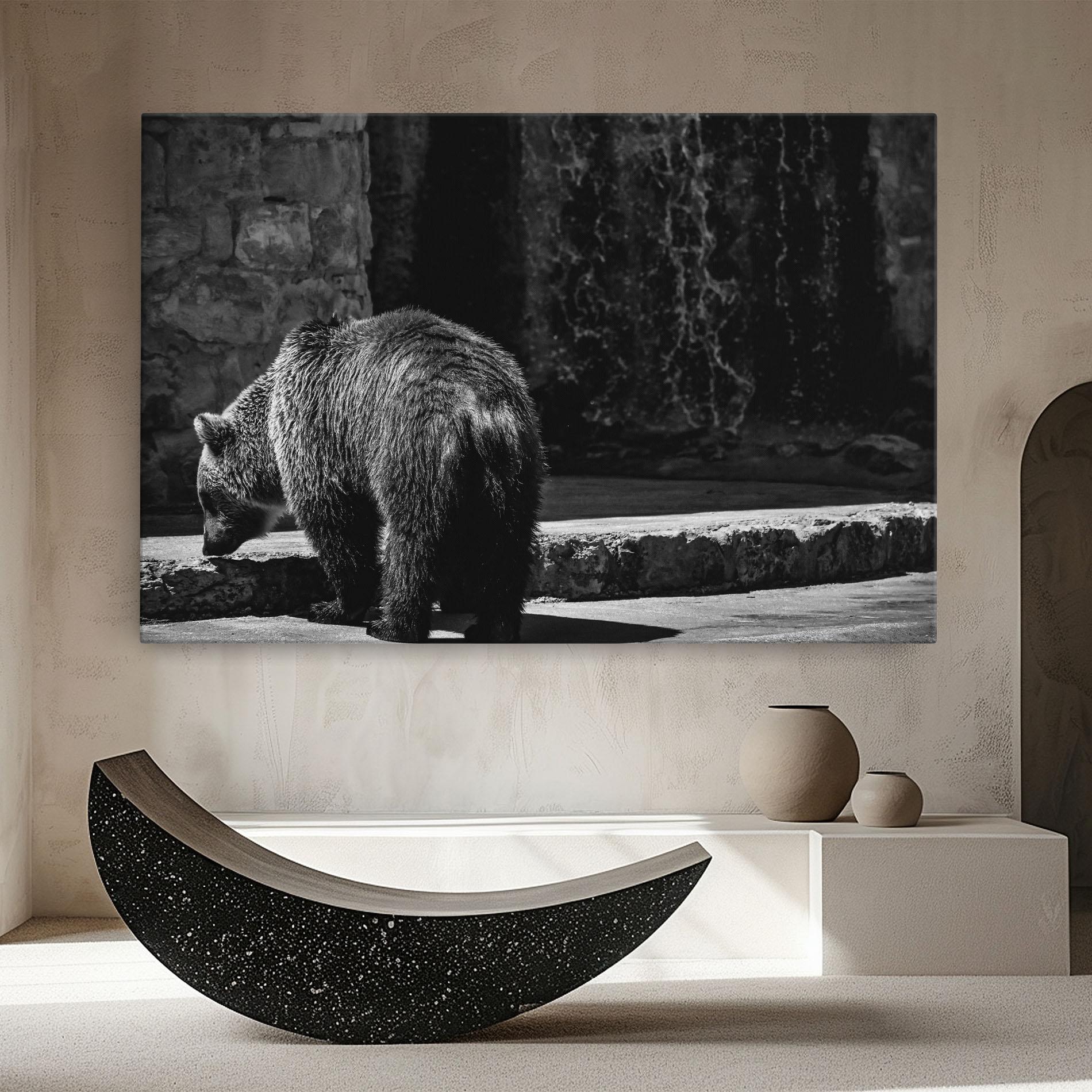 Leinwandbild Grey Bear mockup 8