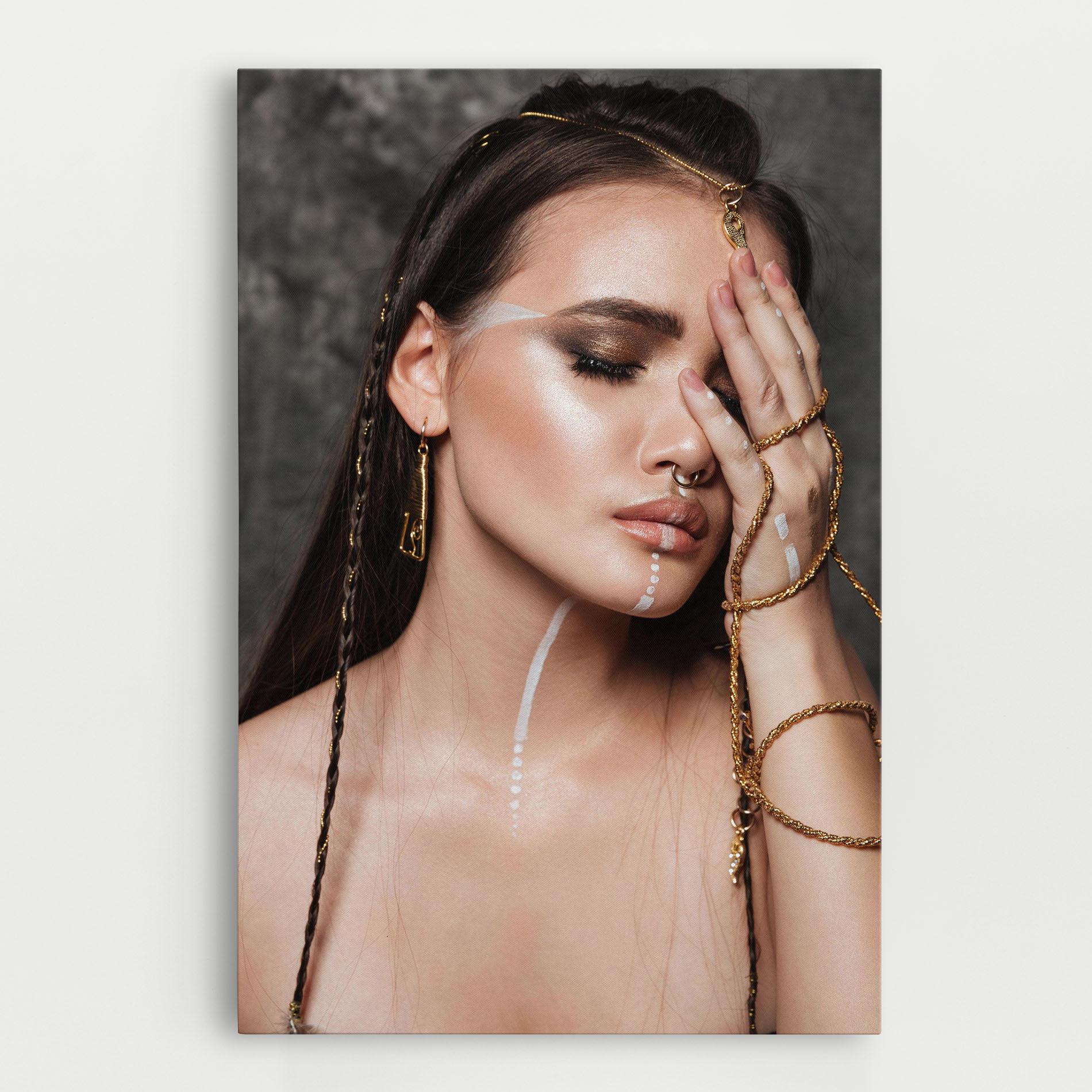 Leinwandbild Gold Hand Accessory mockup 0