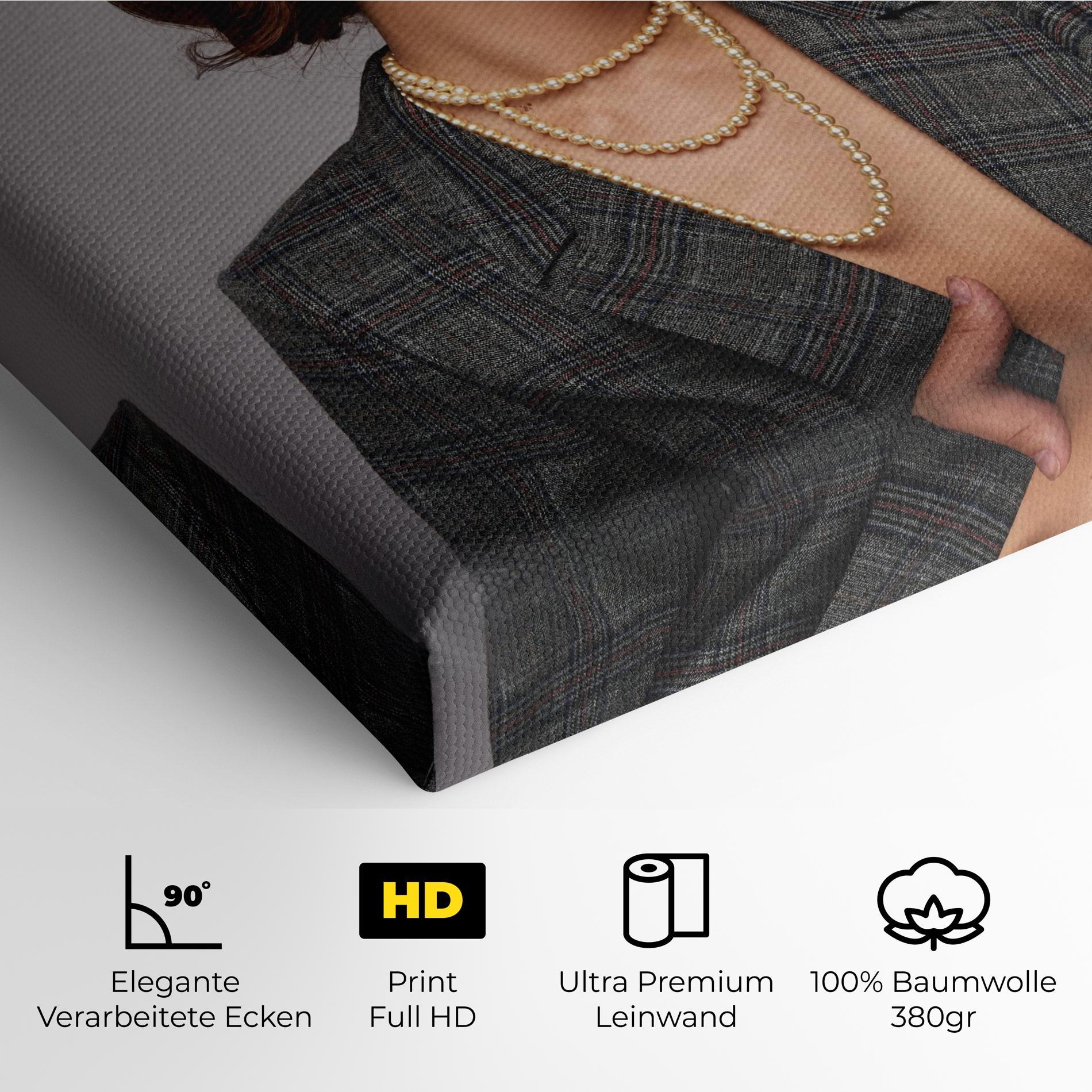 Leinwandbild Gold Pearls mockup 4