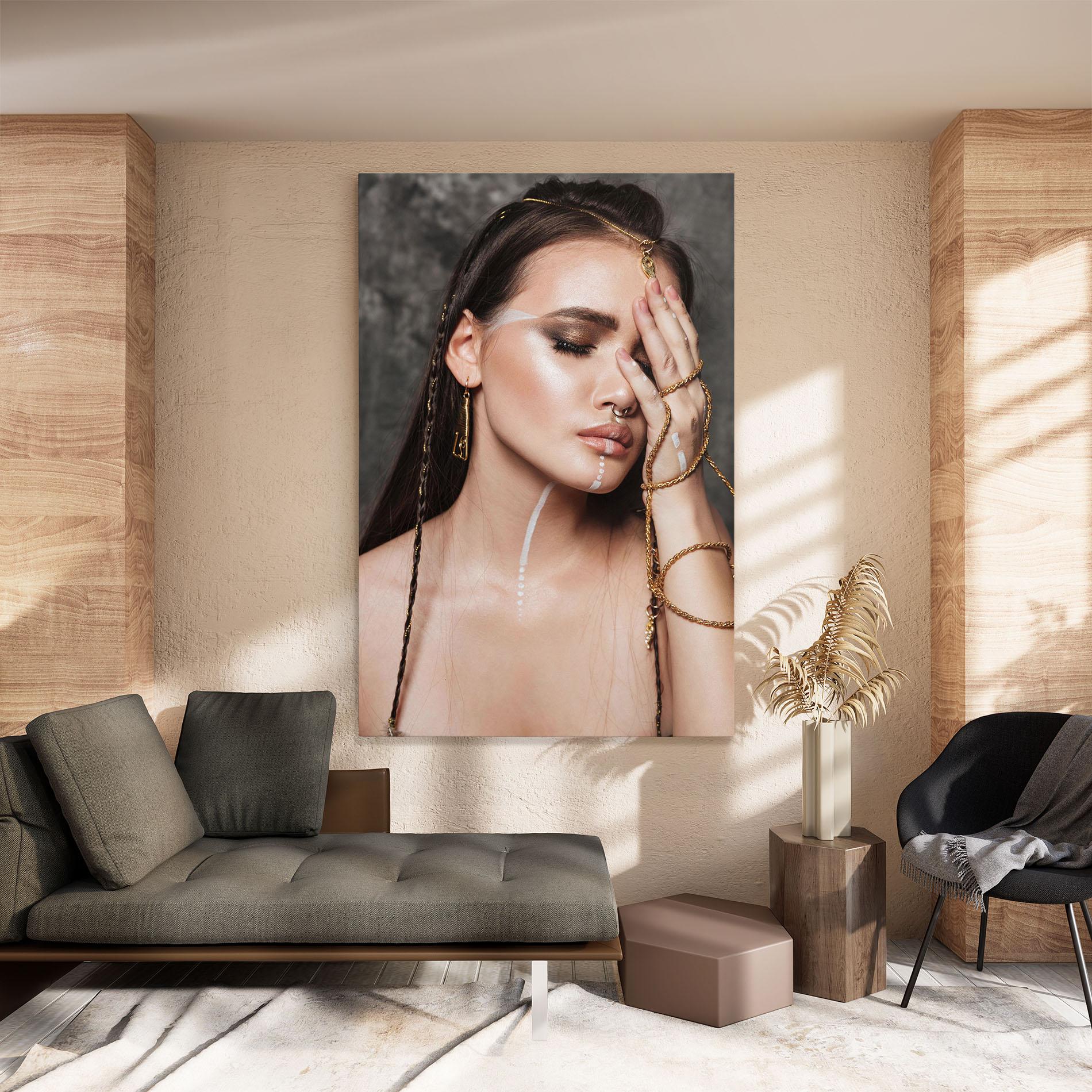 Leinwandbild Gold Hand Accessory mockup 8