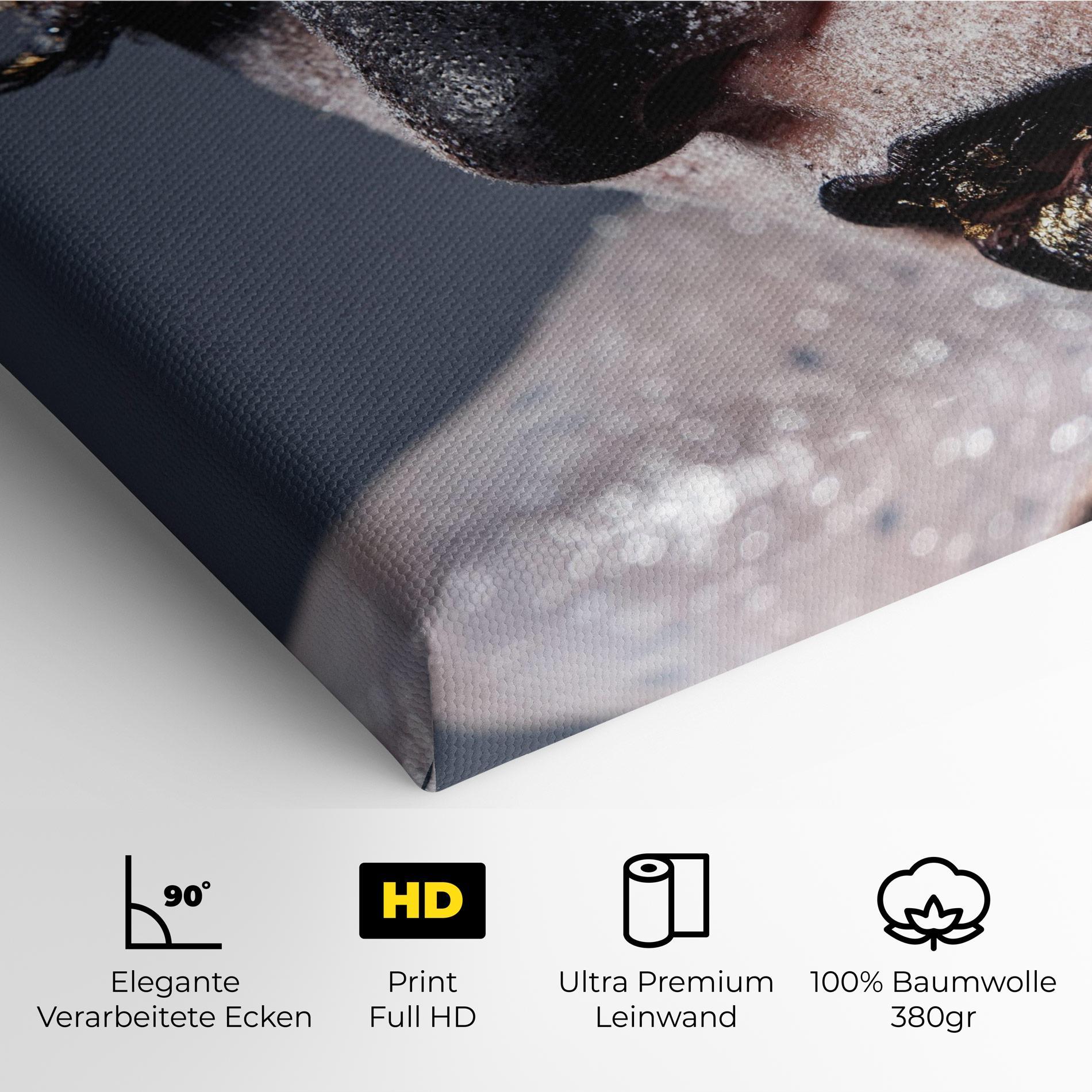 Leinwandbild Beautiful Gold Artistic Makeup mockup 4