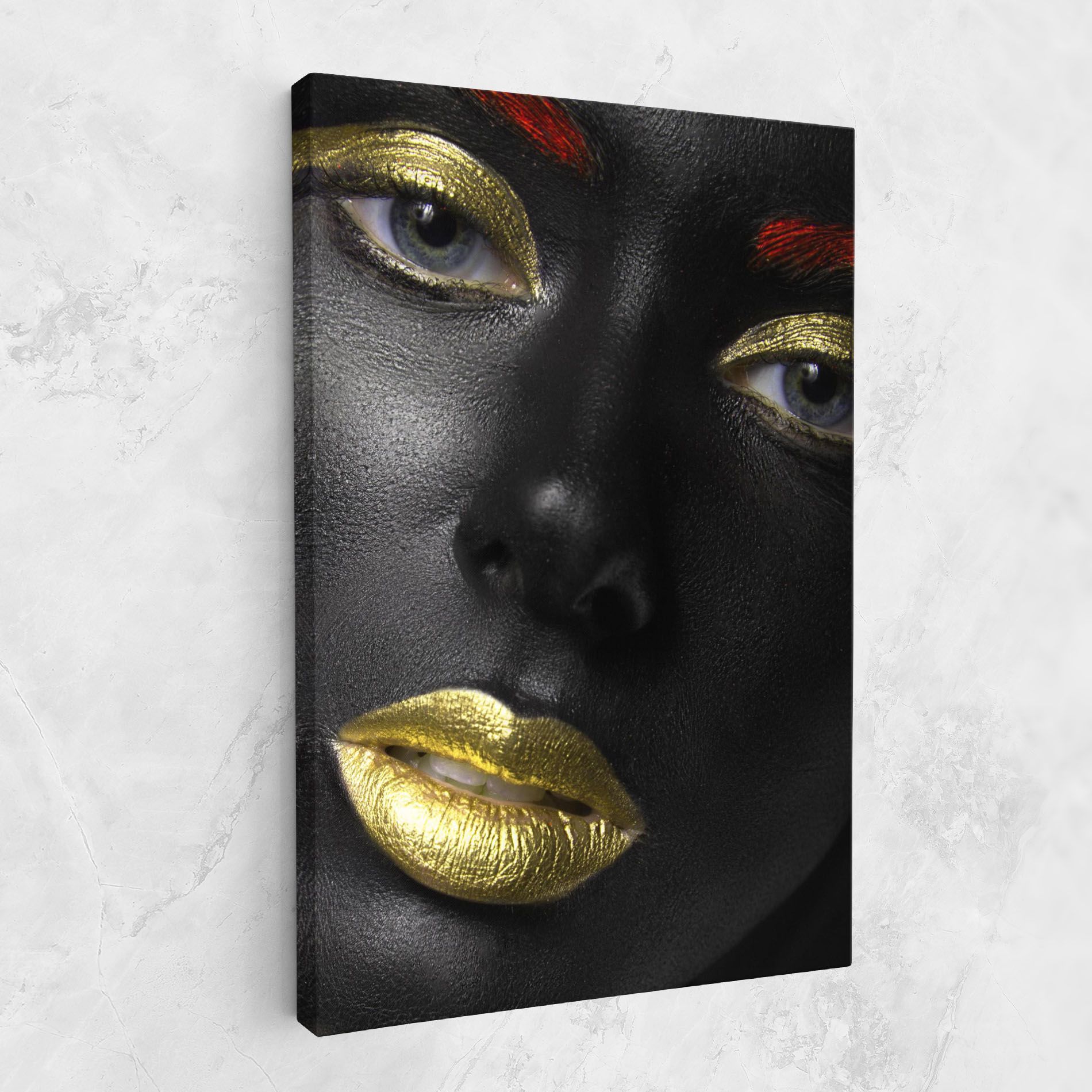Gold Make Up And Lips mockup 1