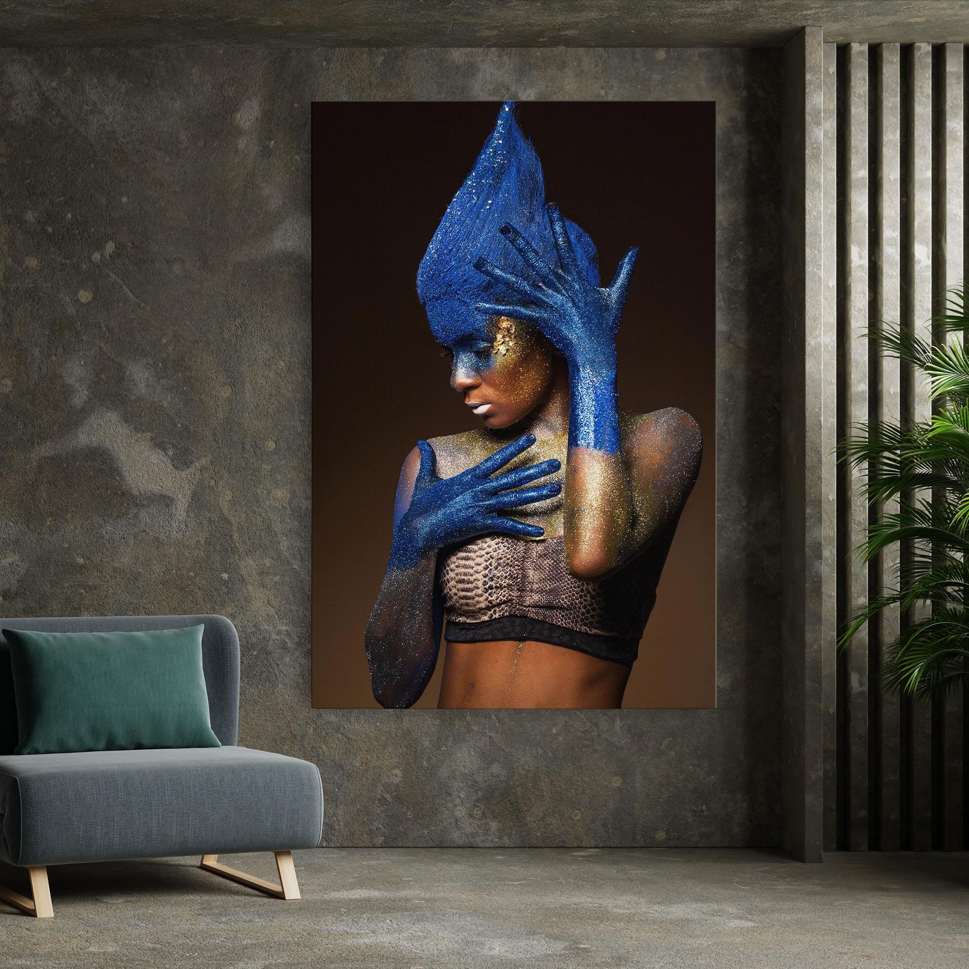 Leinwandbild Blue Hands Makeup mockup 7