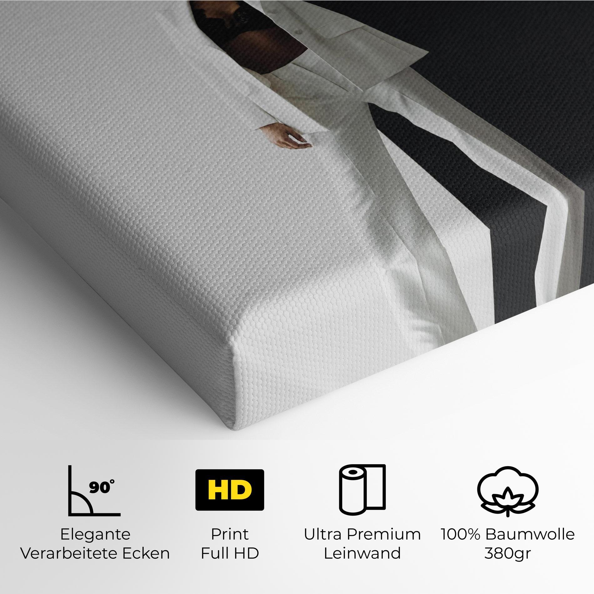 Leinwandbild African Girl White Outfit mockup 4