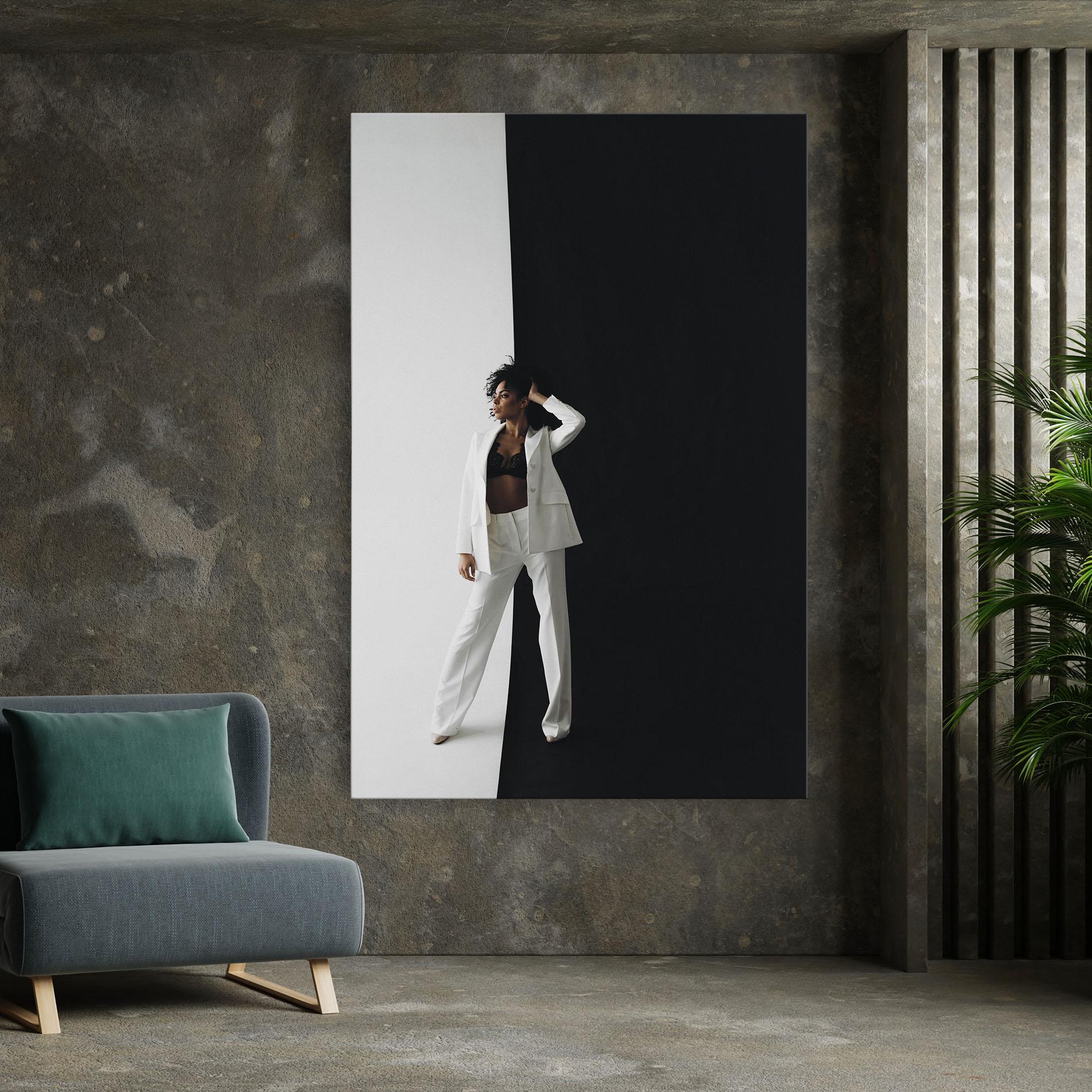 Leinwandbild African Girl White Outfit mockup 7