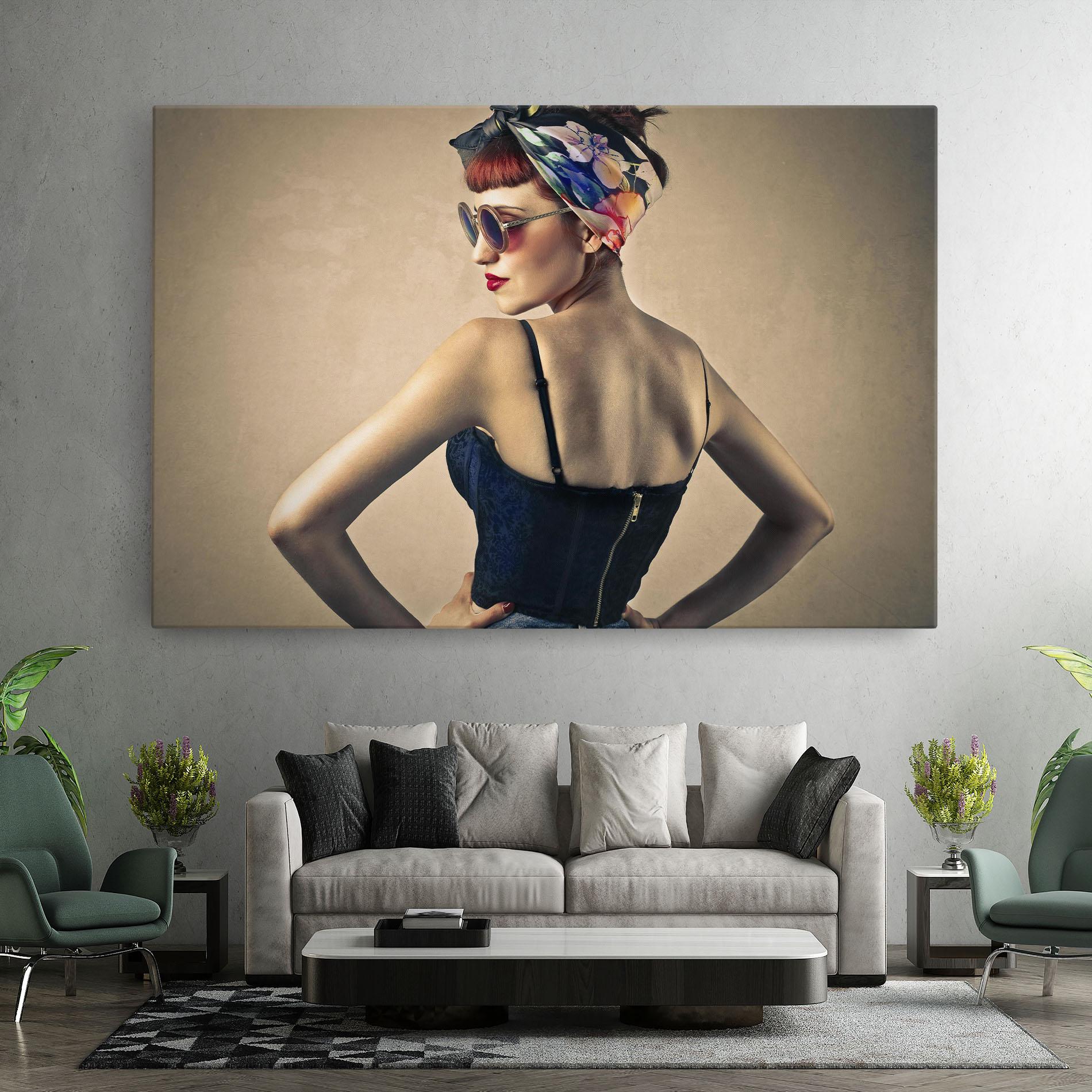 Leinwandbild Pin Up Girl mockup 7