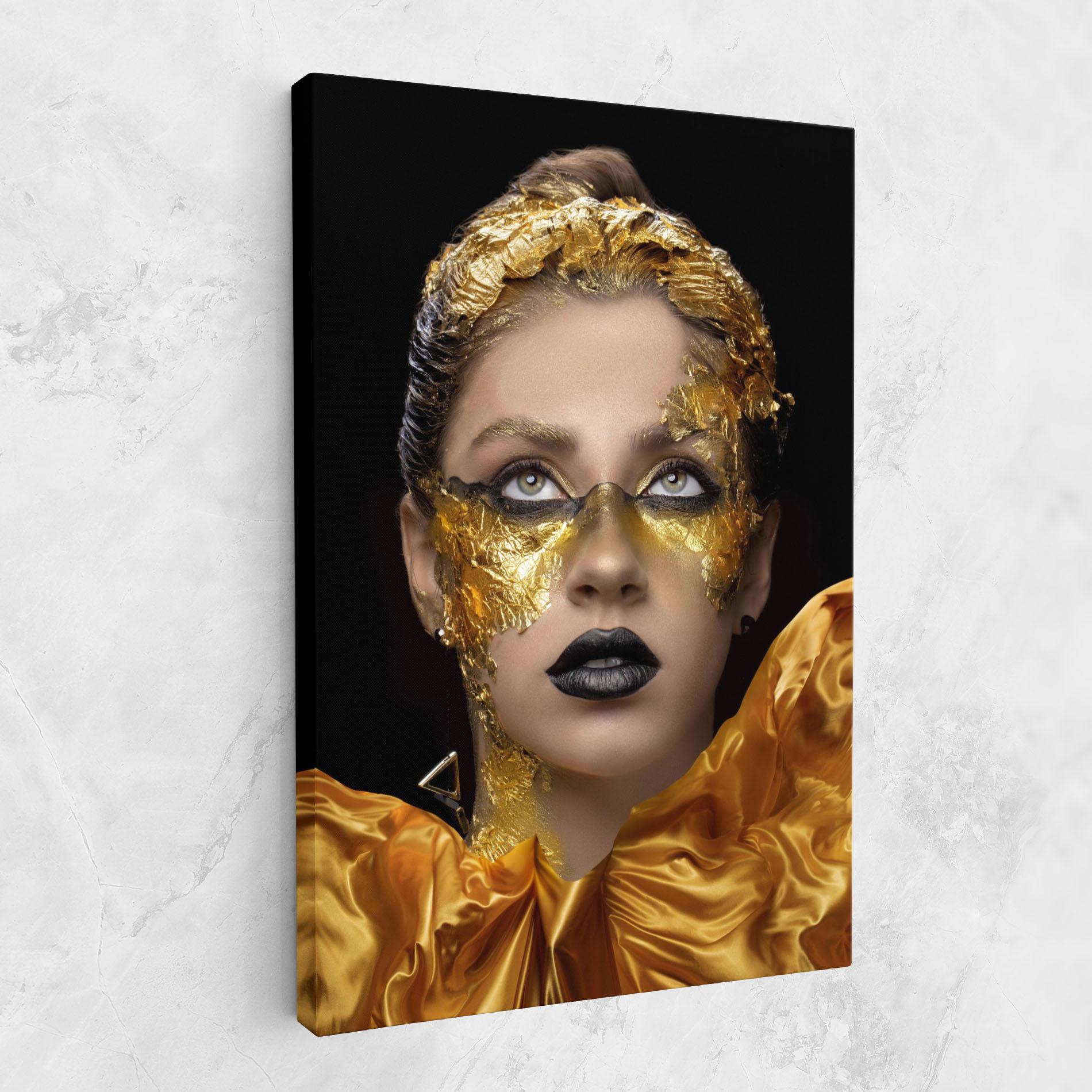 Leinwandbild Glamorous Gold Outfit mockup 1