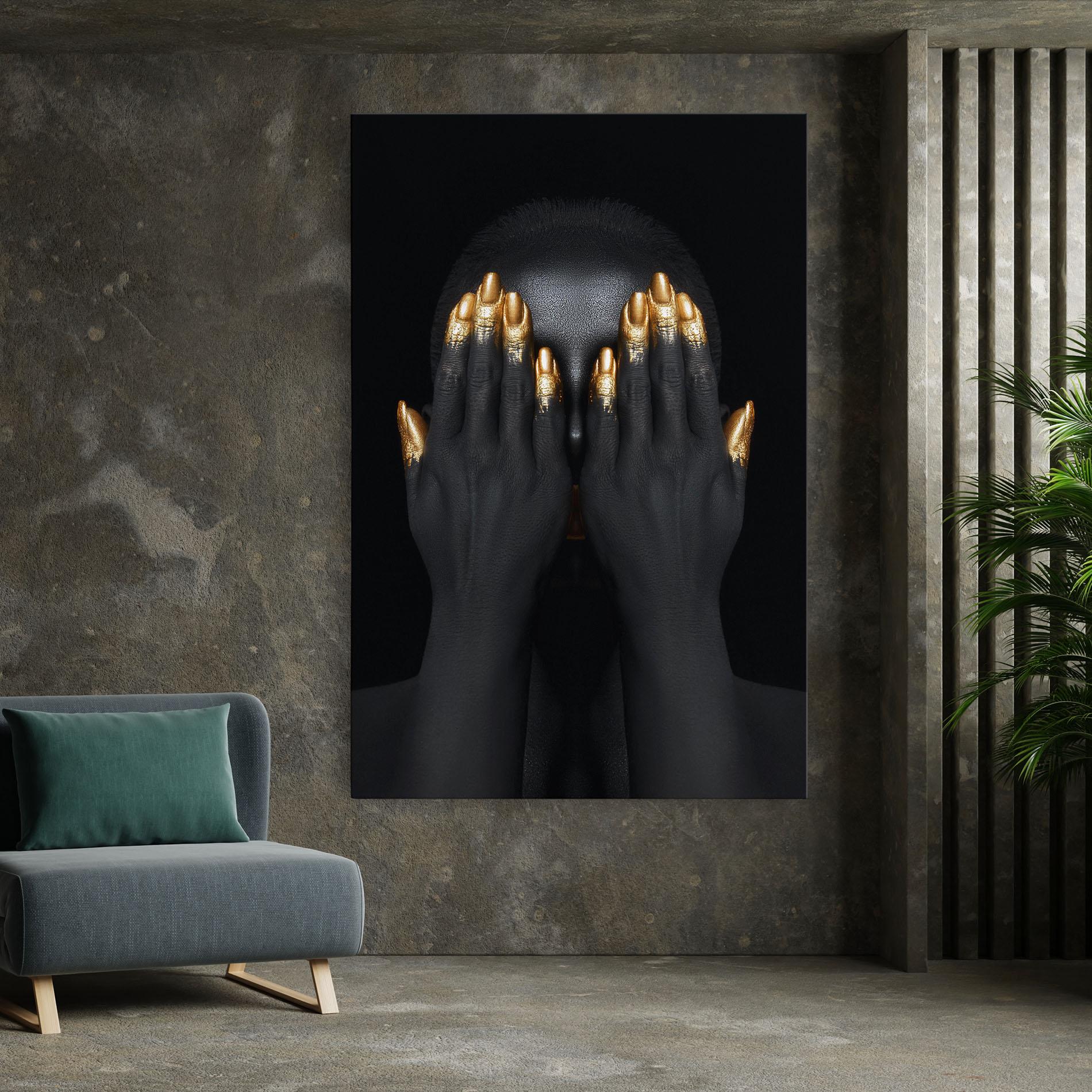 Leinwandbild Gold Fingertips Chain mockup 7