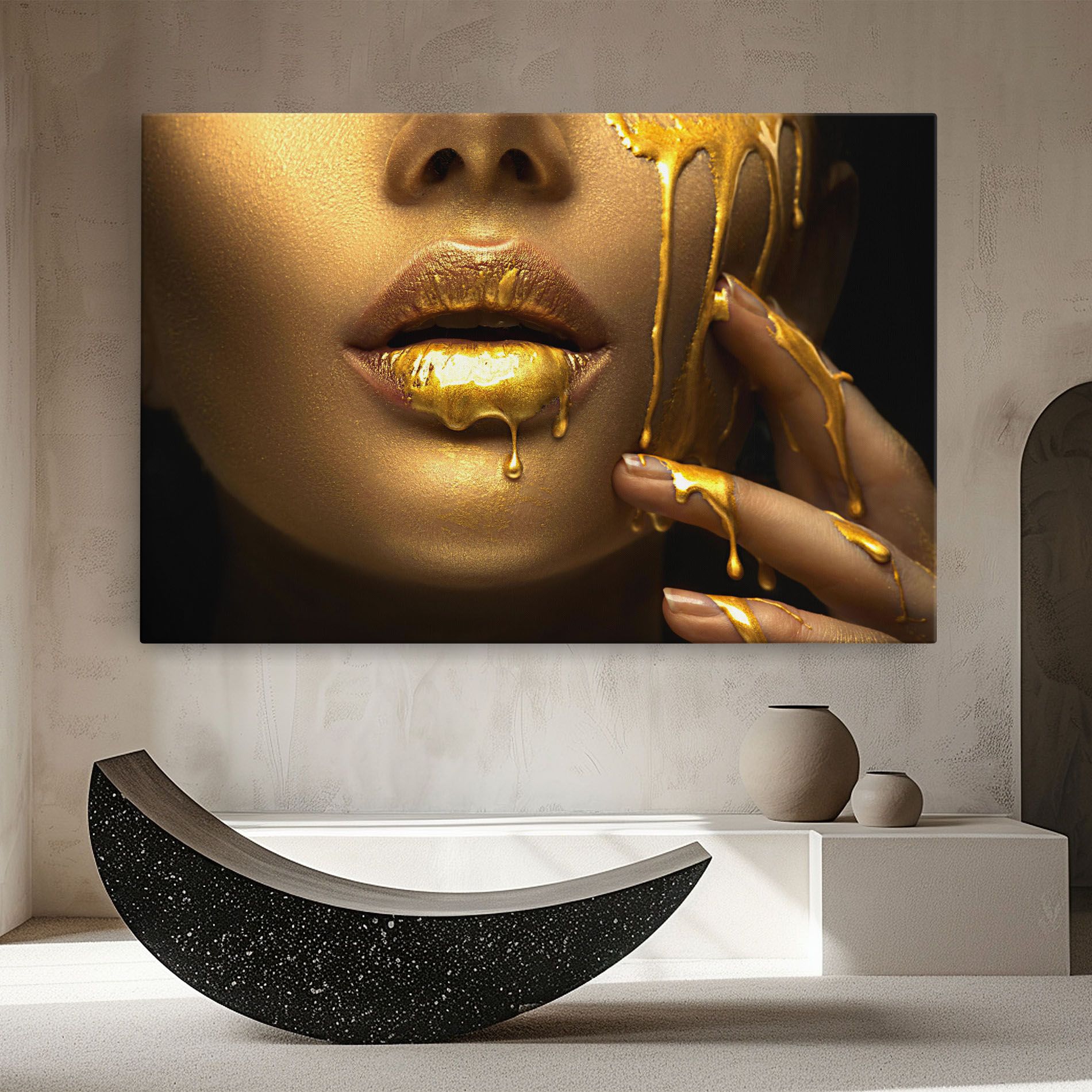 Golden Lips mockup 8