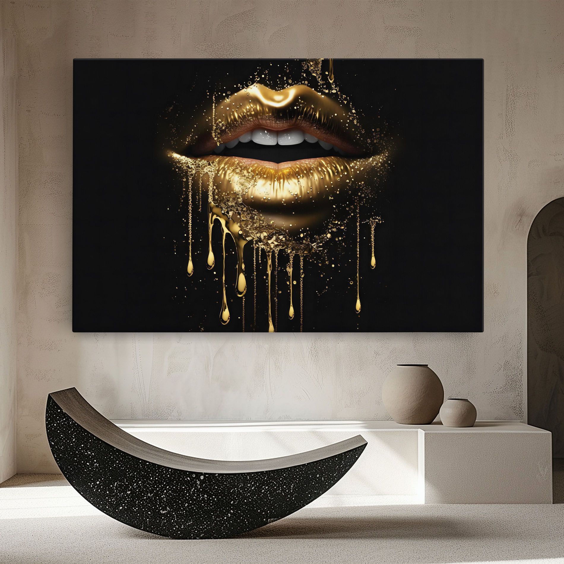 Golden Luxury Lips mockup 8
