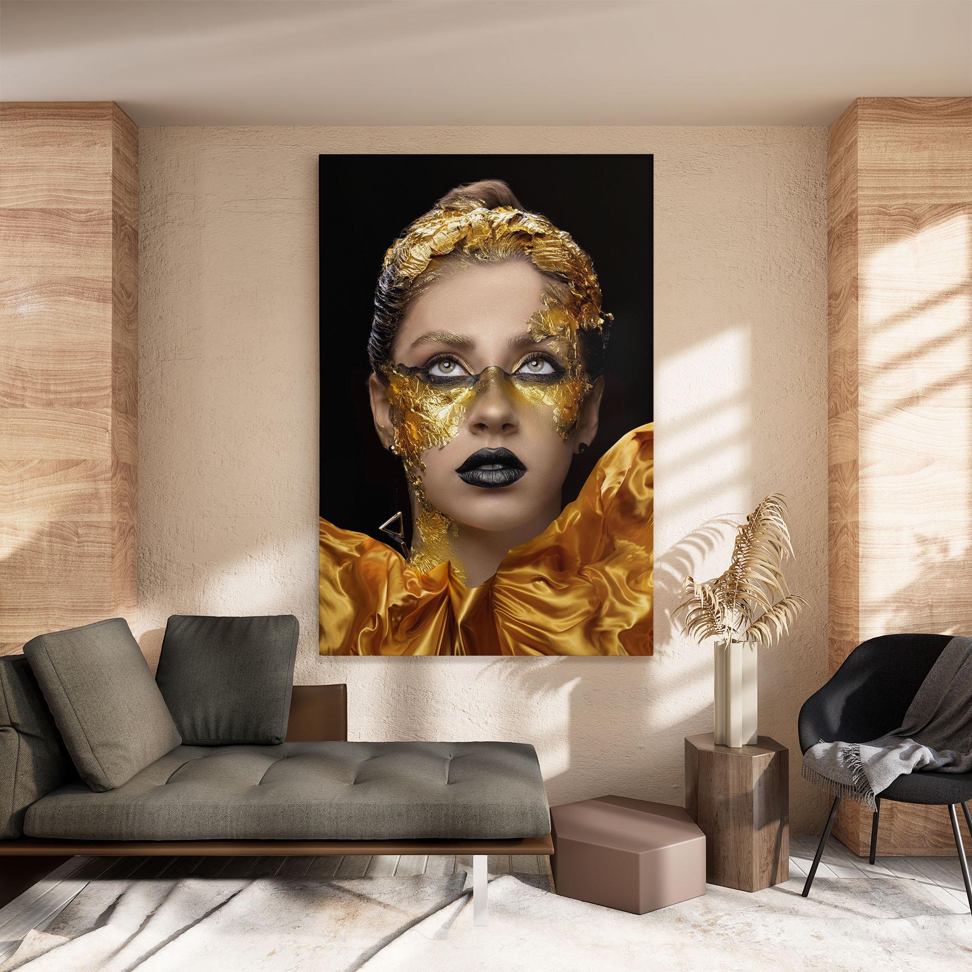 Leinwandbild Glamorous Gold Outfit mockup 8