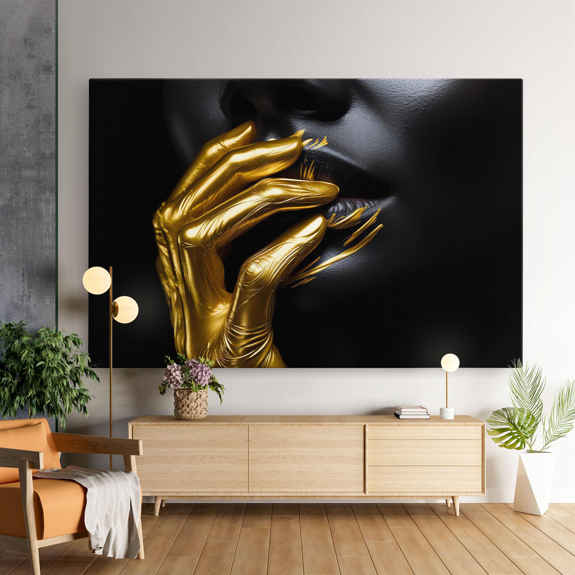 Leinwandbild Gold Small Hand mockup 9