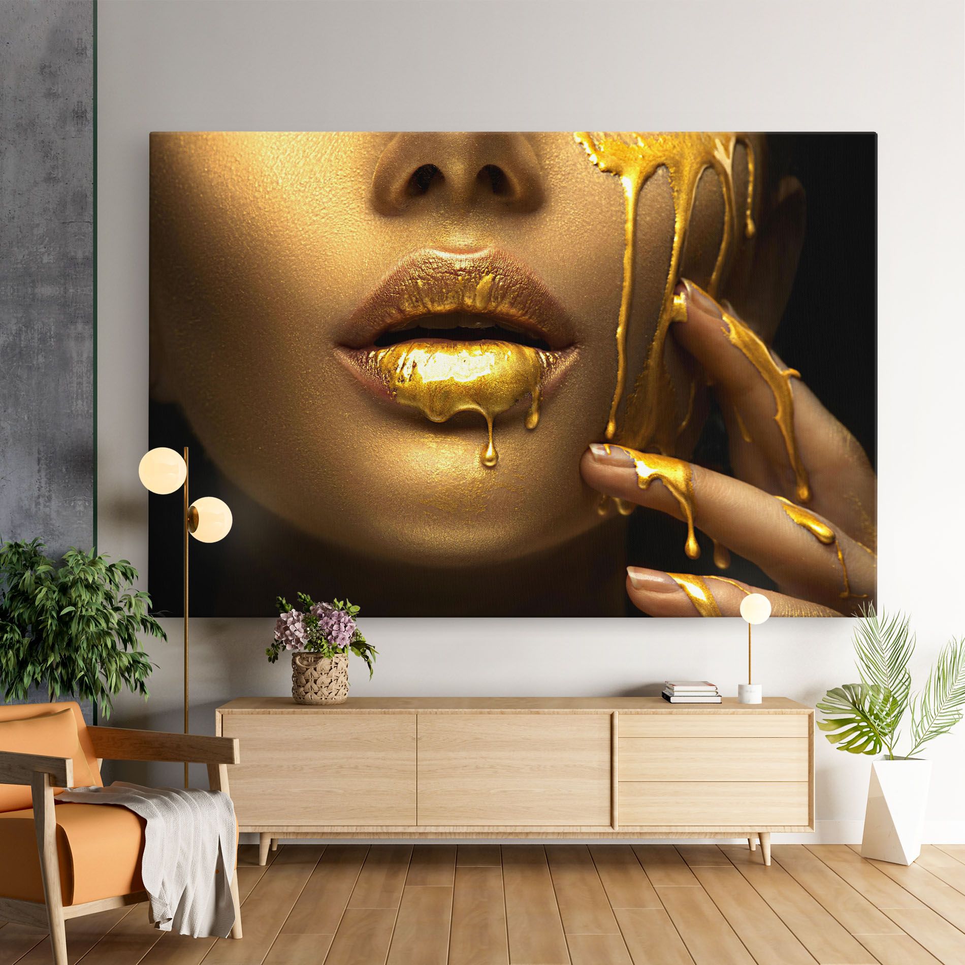 Golden Lips mockup 9