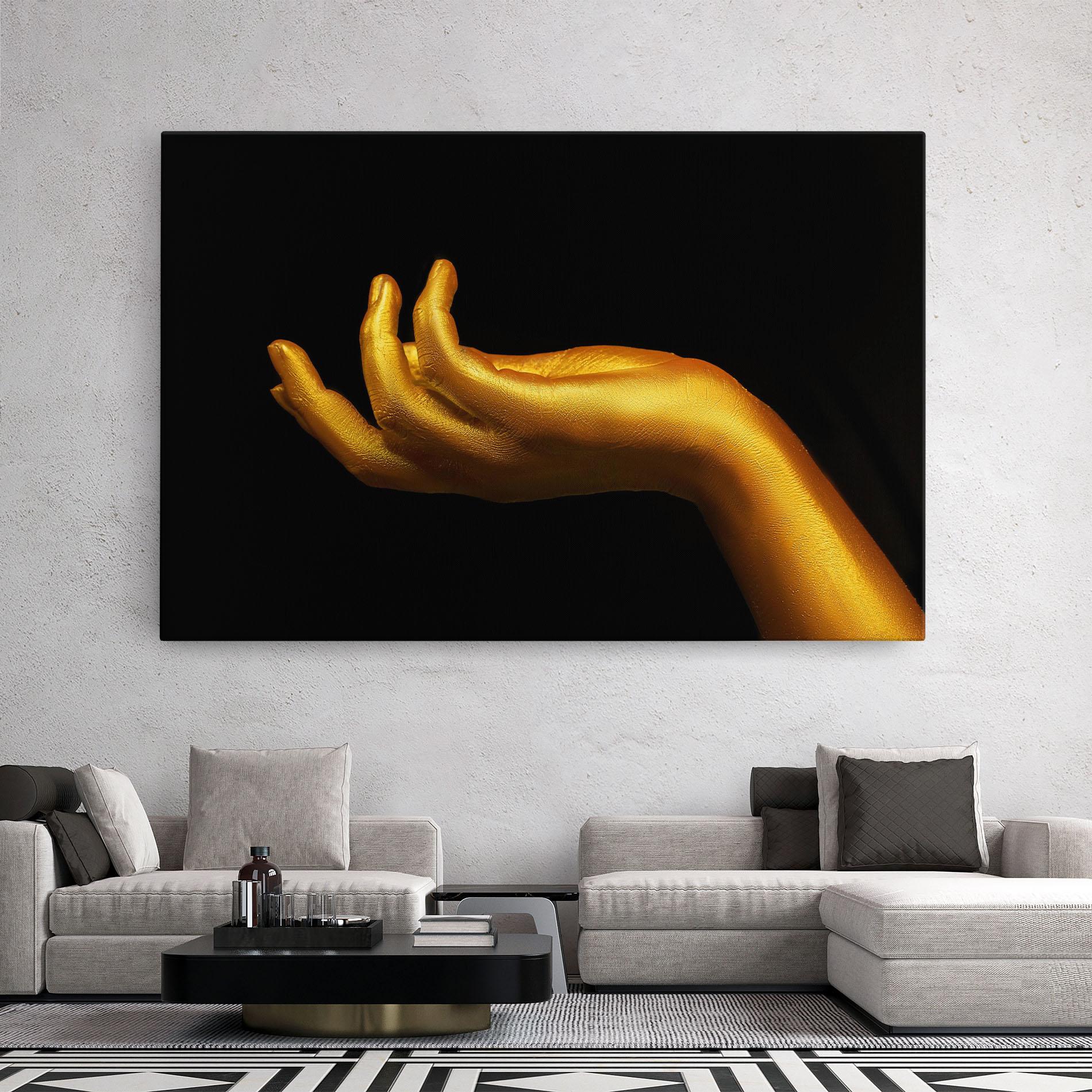 Leinwandbild Strong Gold Hand mockup 2