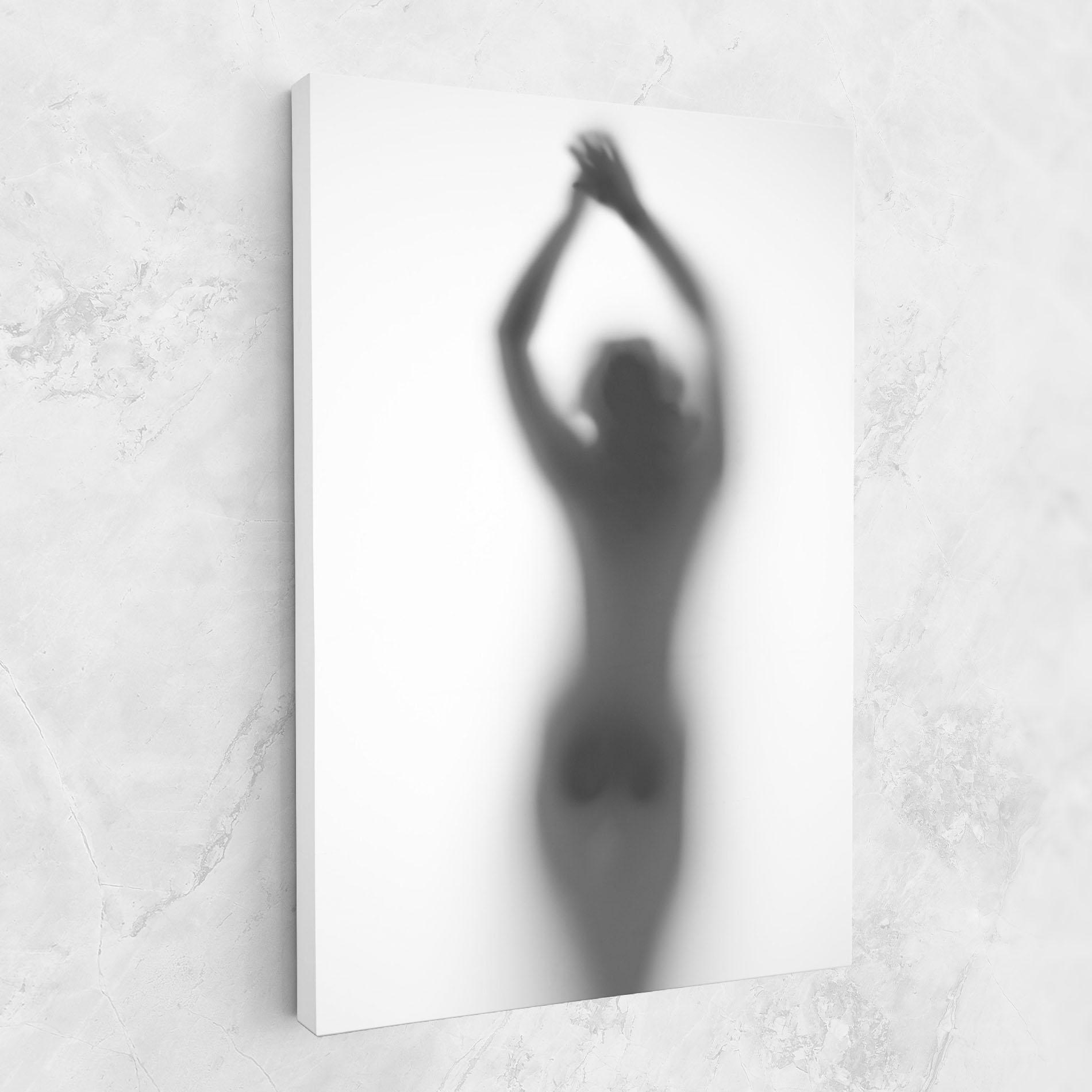 Leinwandbild Outstretched Arms mockup 1